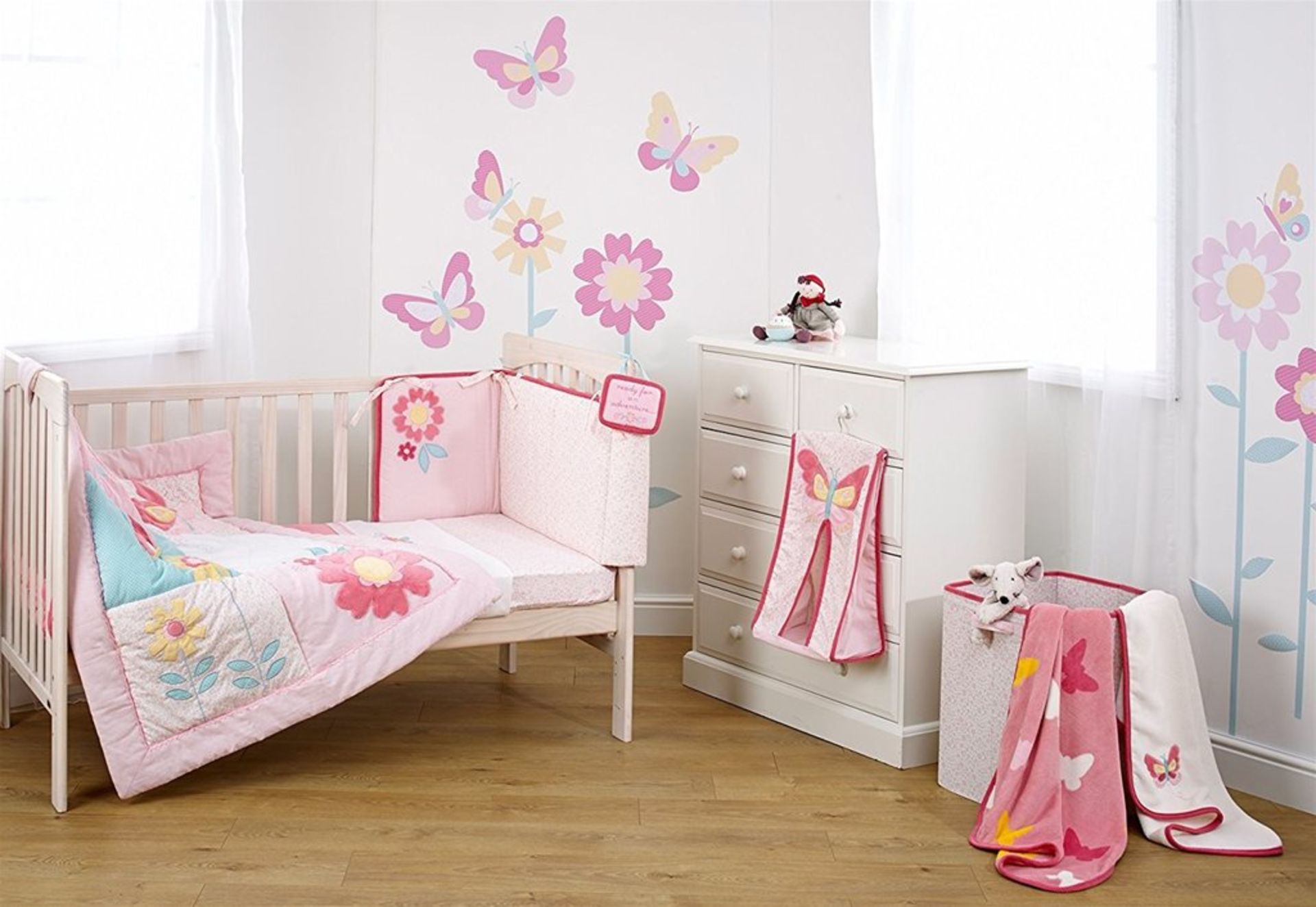 50 sets Beyond the Meadow Girls Nursery MakeOver Kit (Over 100 Wall Stickers to Decorate the Whole - Bild 3 aus 3