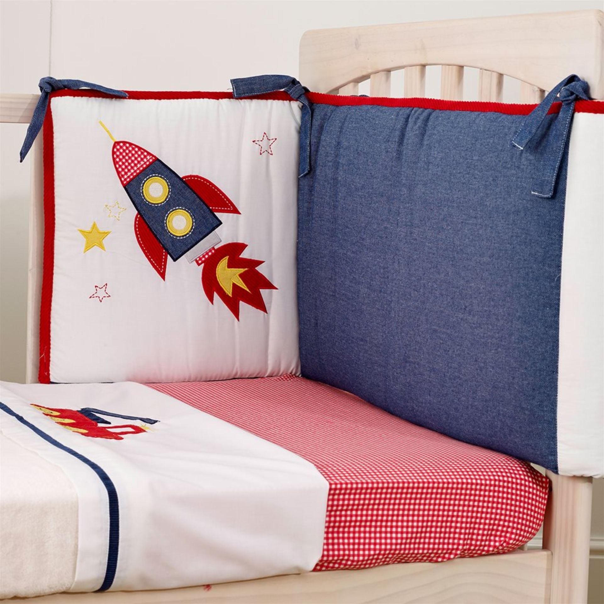 50 sets Fetch the Engine Boy's Cotbed Bedding Set (5 piece) - Image 2 of 4