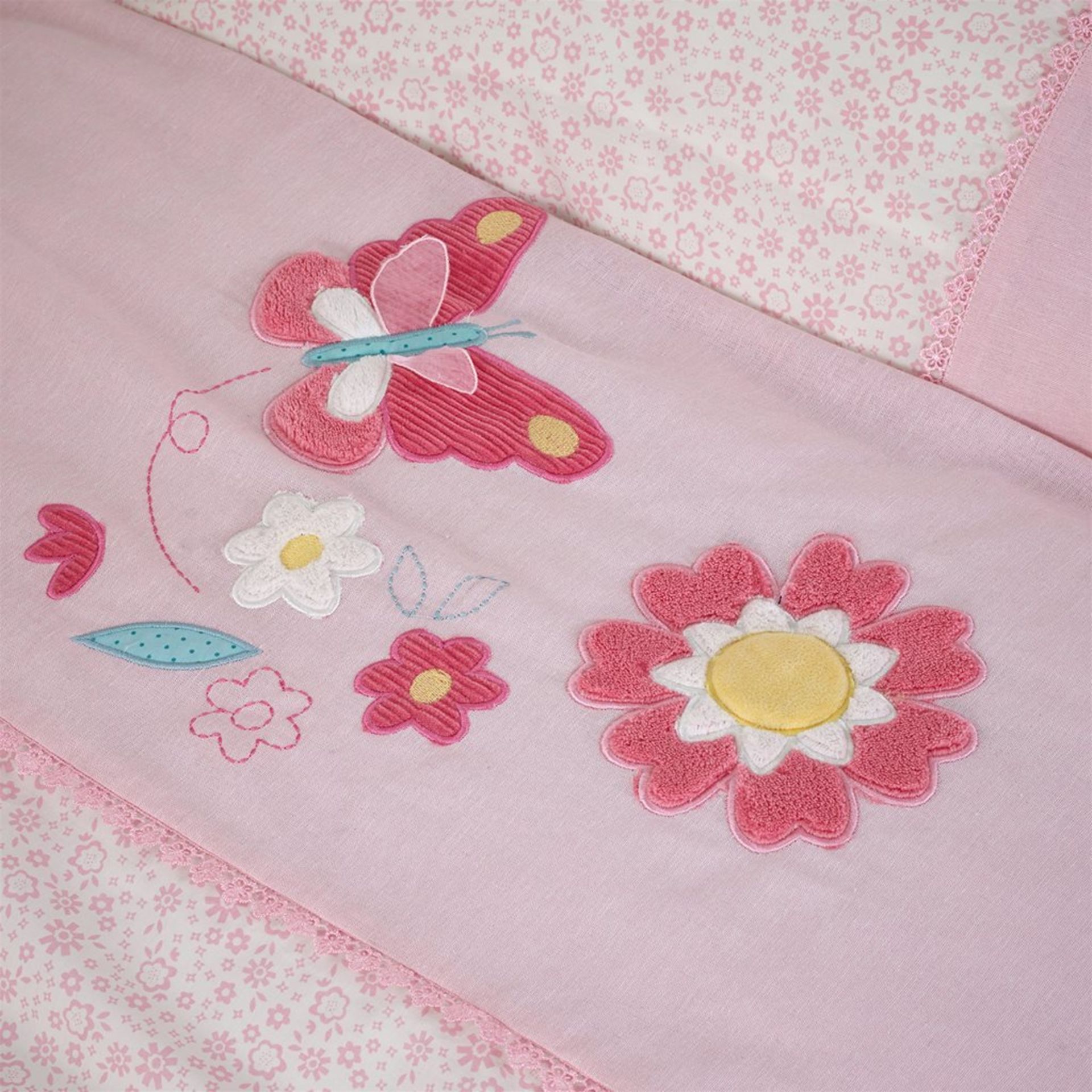 50 sets Beyond the Meadow Toddler/Cotbed Duvet Cover and Pillowcase (150 x 120cm, Pink) - Image 2 of 2