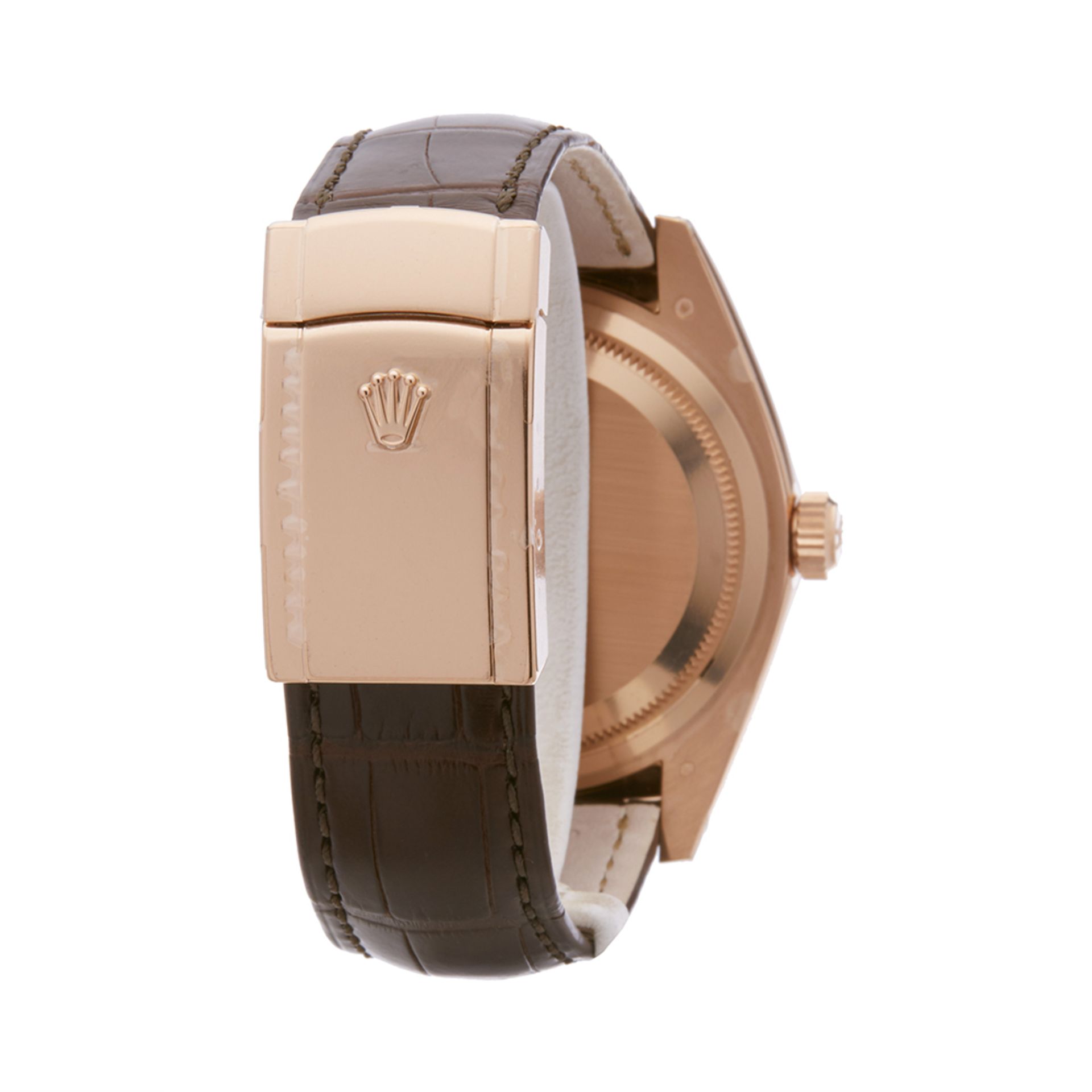 Rolex Sky Dweller 18k Rose Gold - 326135 - Image 6 of 7