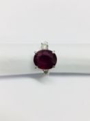 6ct Oval Ruby 0.50ct Diamonds 18ct white gold three stone ring,6ct Ruby 13mmx1mm natural(treated) 2x