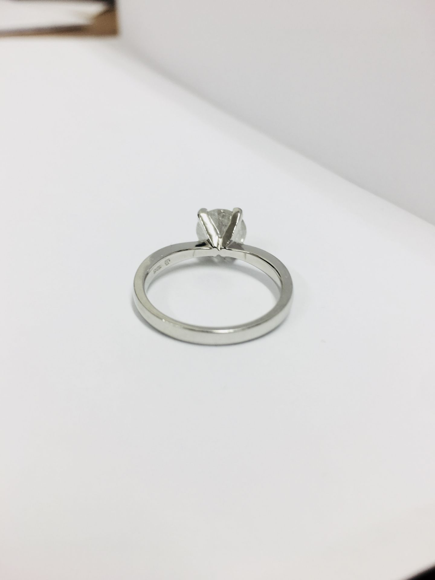 1.50ct diamond solitaire ring set in platinum. Enchanced diamond, H colour and I2 clarity. 4 claw - Bild 3 aus 5