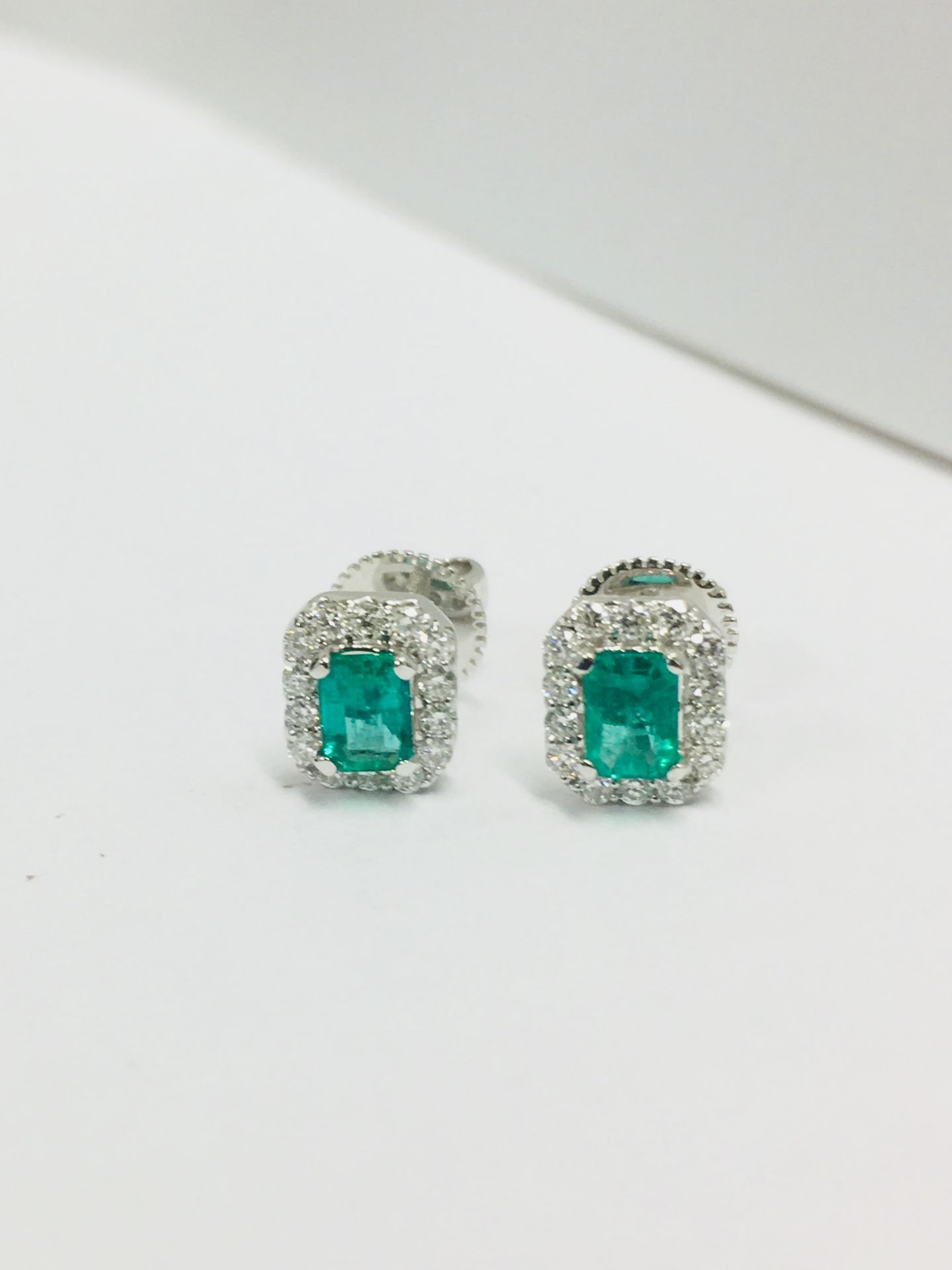 18ct white gold emerald diamond stud earrings,0.76ct natural emerald,0.26ct brilliant cut diamonds,g - Image 2 of 4