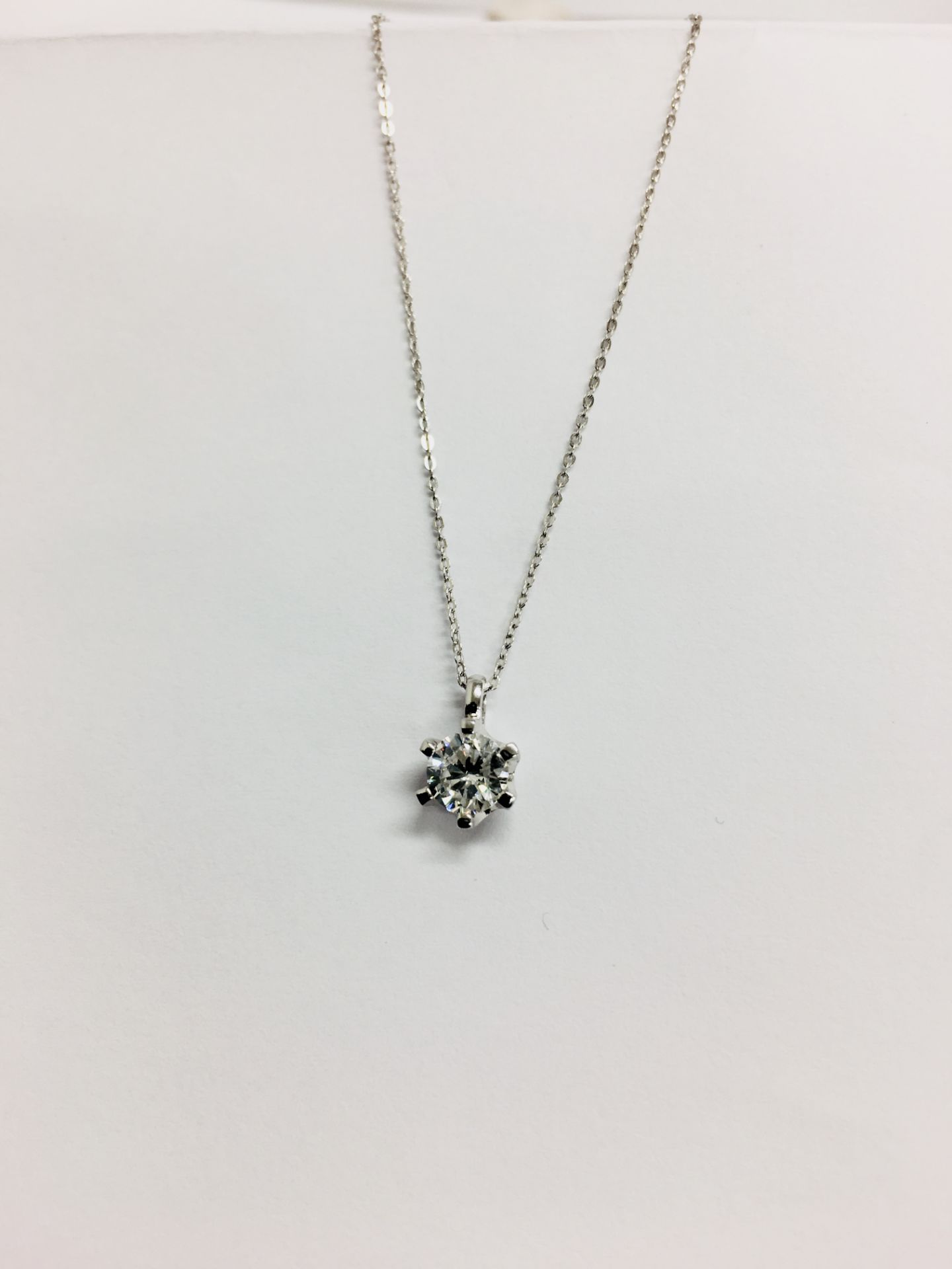 0.30ct diamond solitaire style pendant. Brilliant cut diamond, I colour and si3 clarity. Set in a - Image 4 of 4