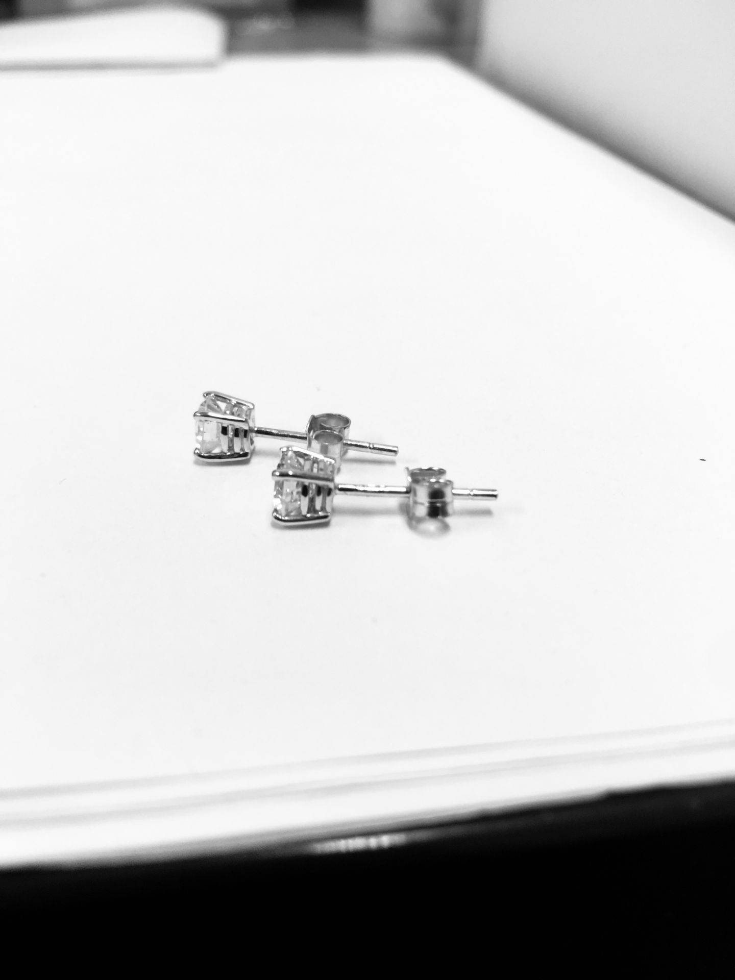 1.00ct diamond solitaire stud earrings set in platinum. I/J colour, si3-i1 clarity.4 claw setting - Image 2 of 4