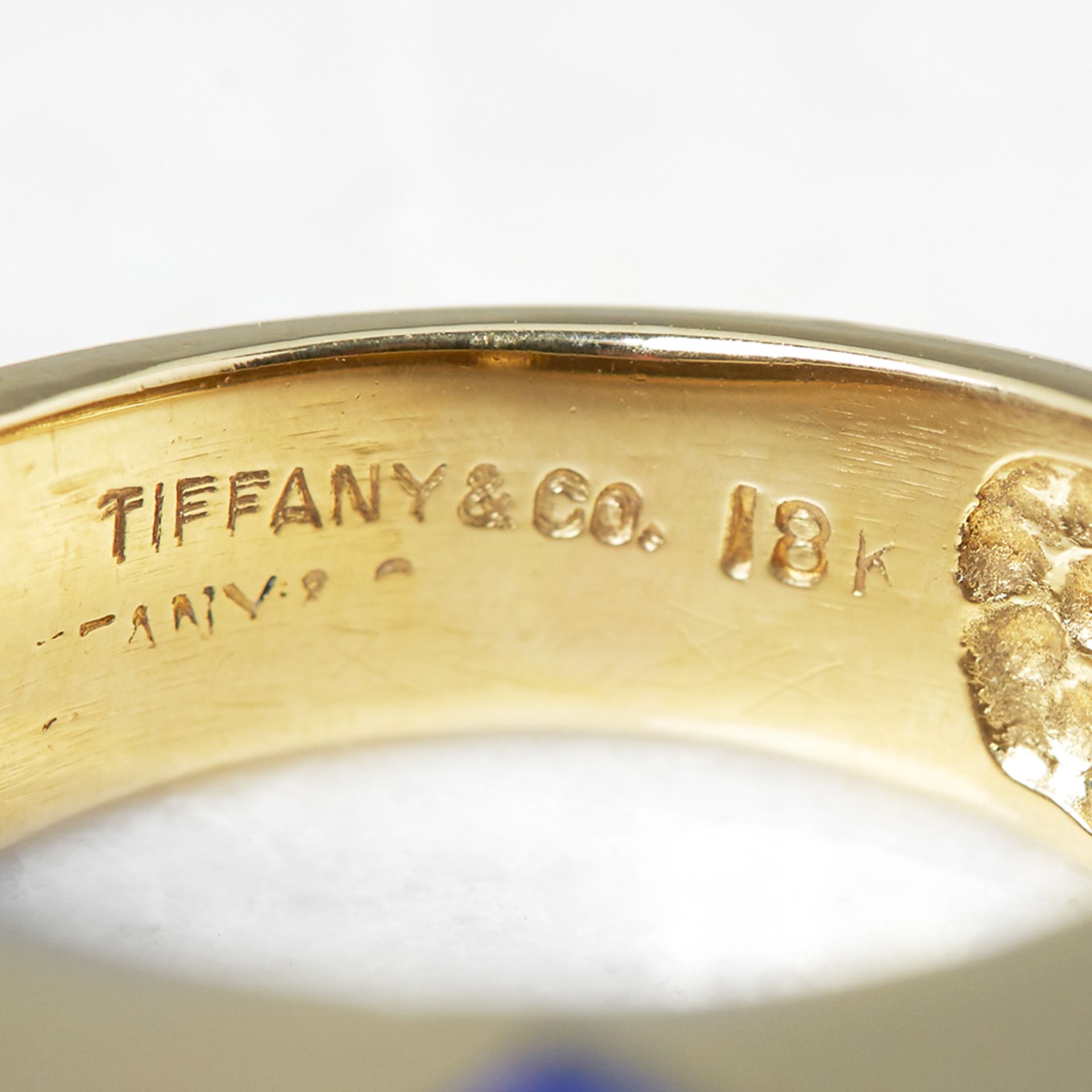 Tiffany & Co. 18k Yellow Gold Lapis Lazuli Ring - Image 6 of 6