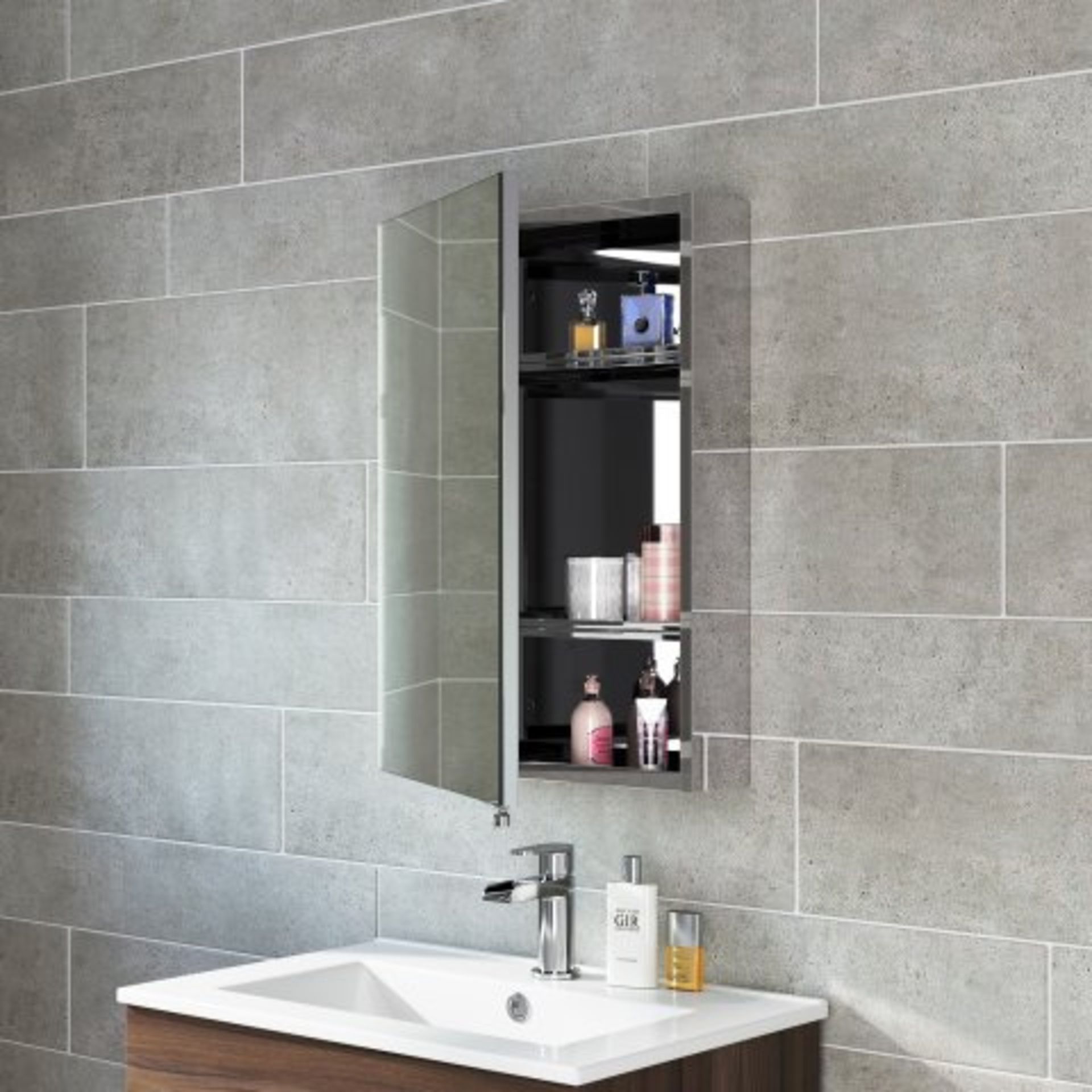 (H126) 600x400mm Liberty Stainless Steel Single Door Mirror Cabinet. RRP £199.99. Perfect Reflection - Bild 2 aus 3