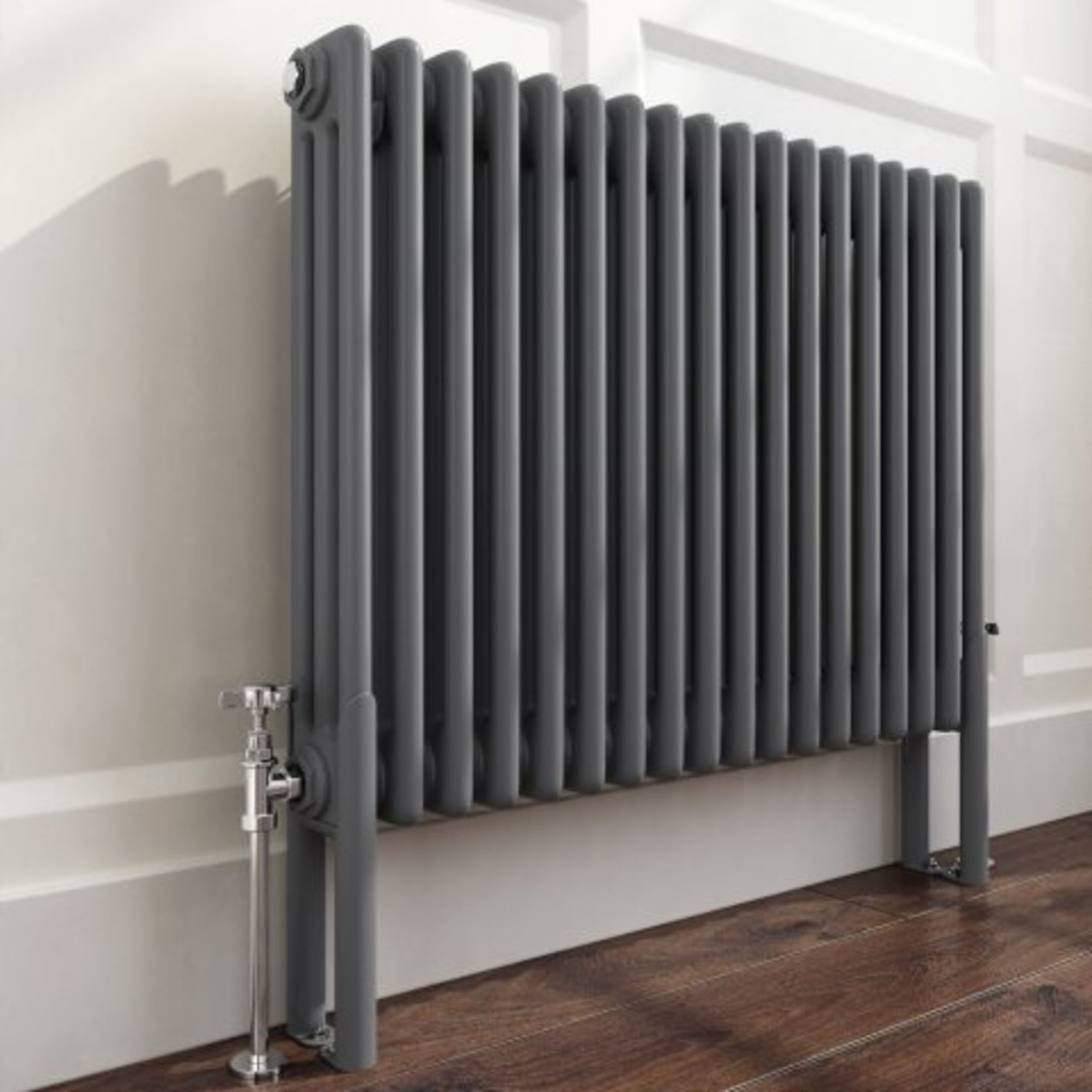 (I99) 600x821mm Anthracite Triple Panel Horizontal Colosseum Traditional Radiator RRP £349.99 For an - Image 2 of 3