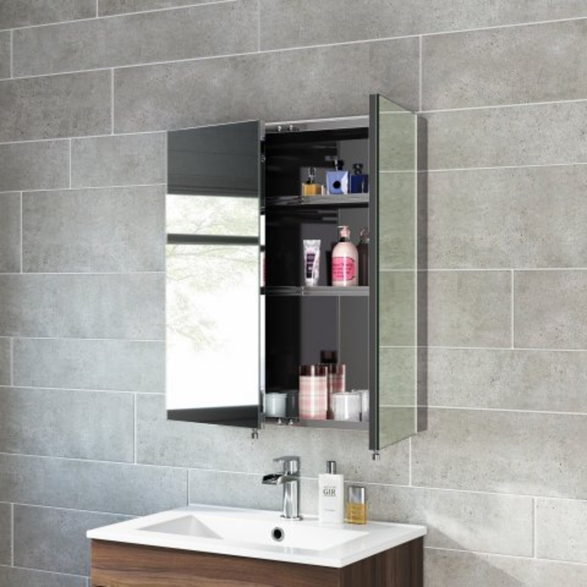 (V189) 670x600mm Liberty Stainless Steel Double Door Mirror Cabinet RRP £262.99 Perfect Reflection - Image 3 of 3