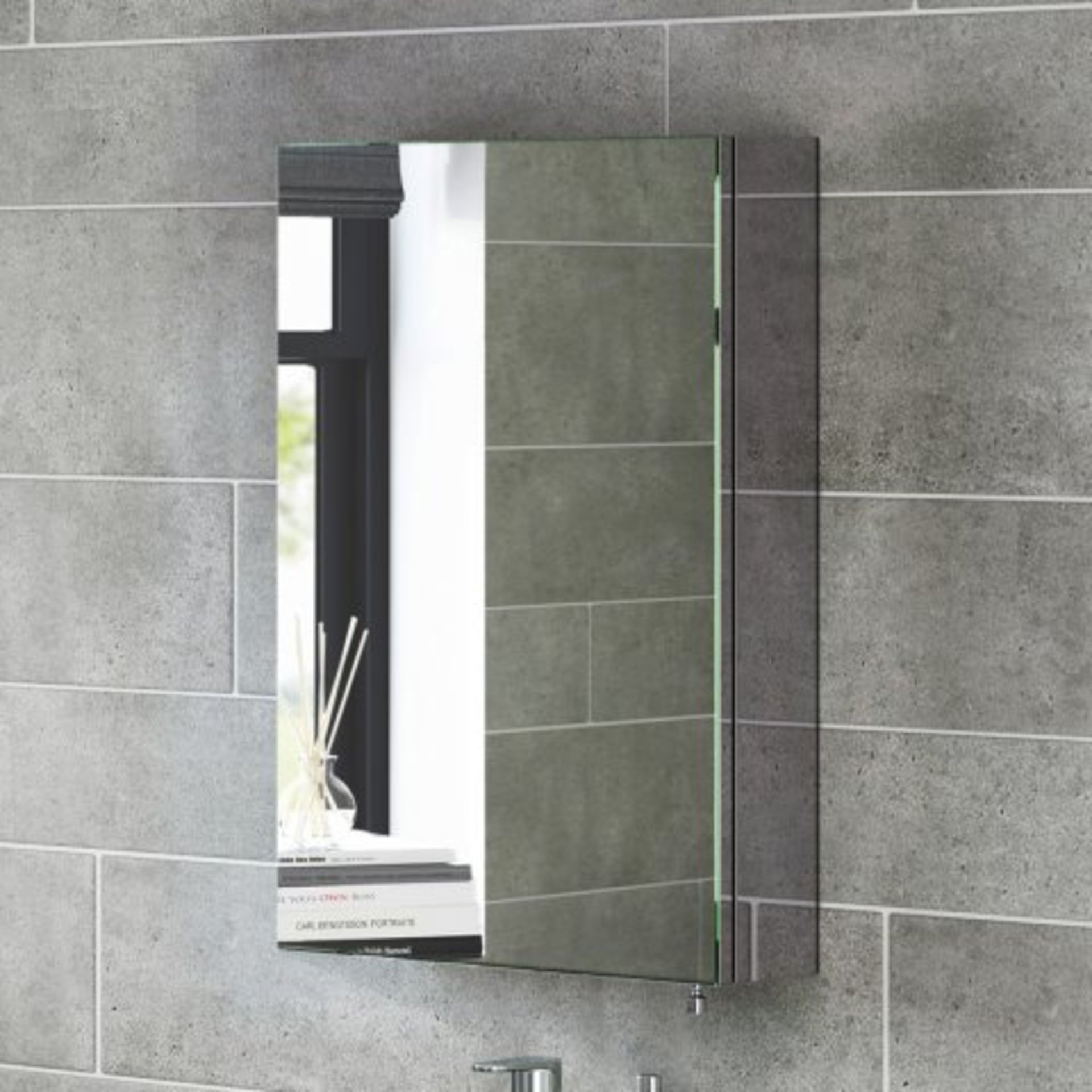 (H126) 600x400mm Liberty Stainless Steel Single Door Mirror Cabinet. RRP £199.99. Perfect Reflection - Bild 3 aus 3