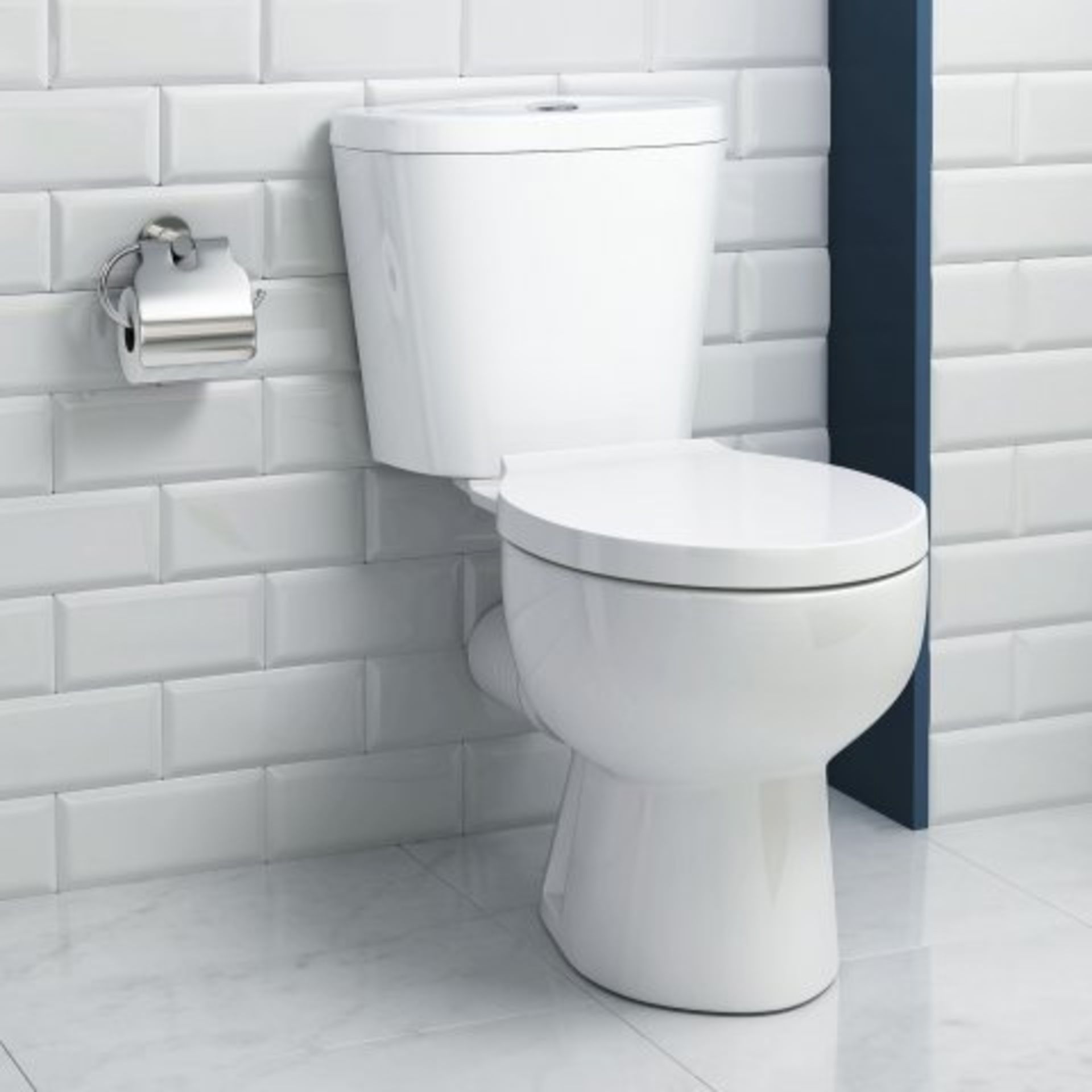 (I119) Mondella Maestro Close Coupled Toilet inc Soft Close Seat. RRP £399.99. Long Lasting