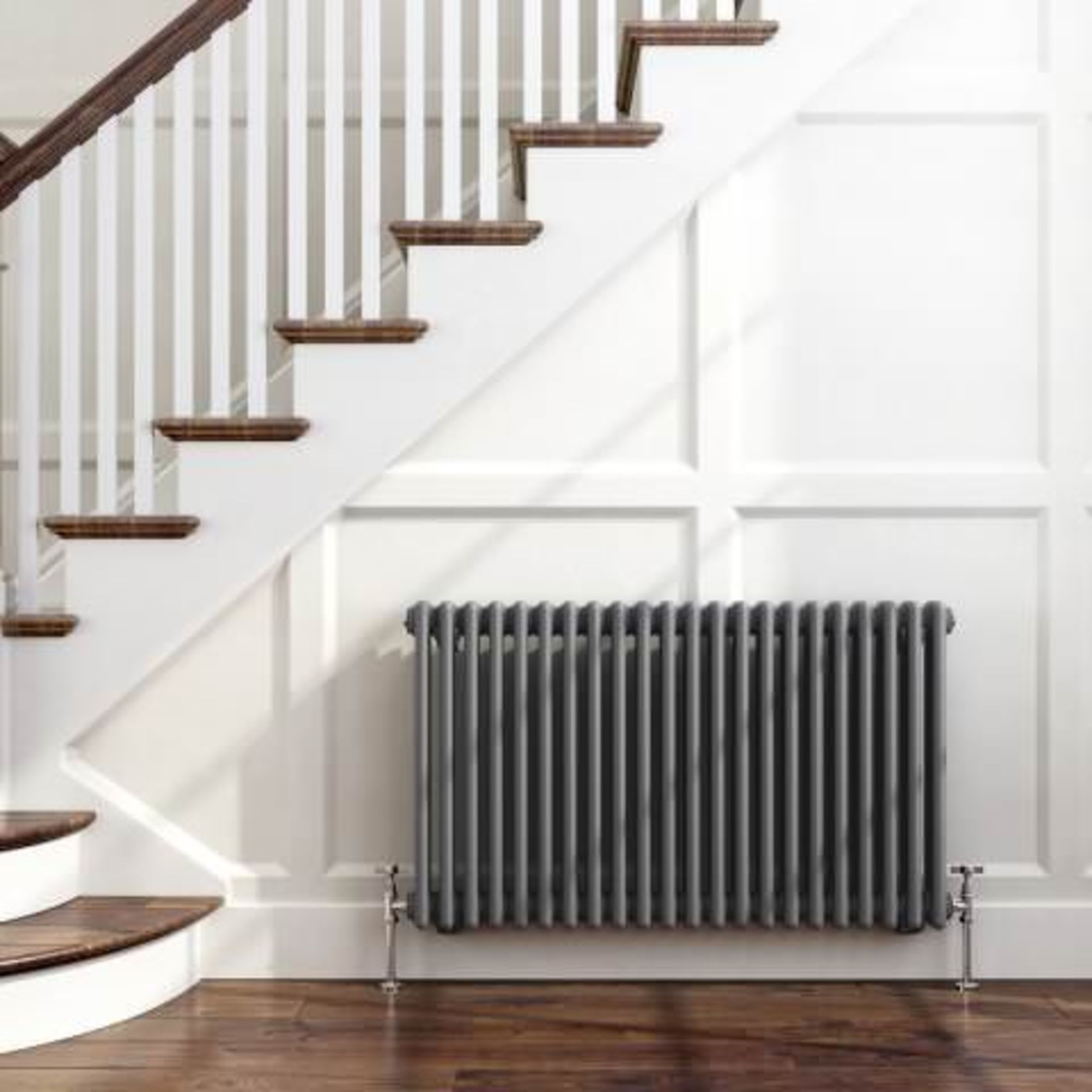 (I75) 600x1000mm Anthracite Triple Panel Horizontal Colosseum Traditional Radiator RRP £379.99 For - Image 4 of 4