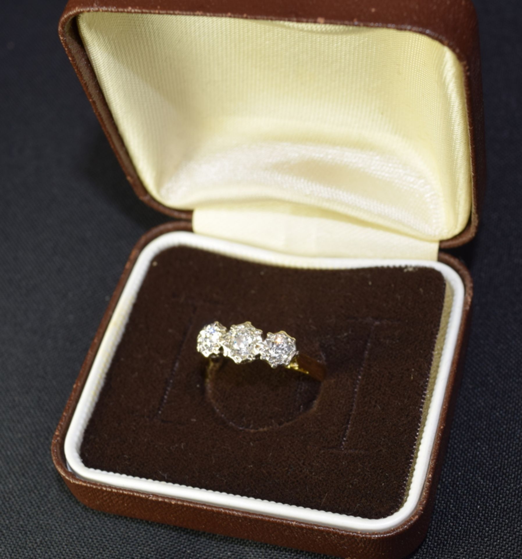 3 Diamond Trilogy Ring on 18ct gold band - Image 2 of 4