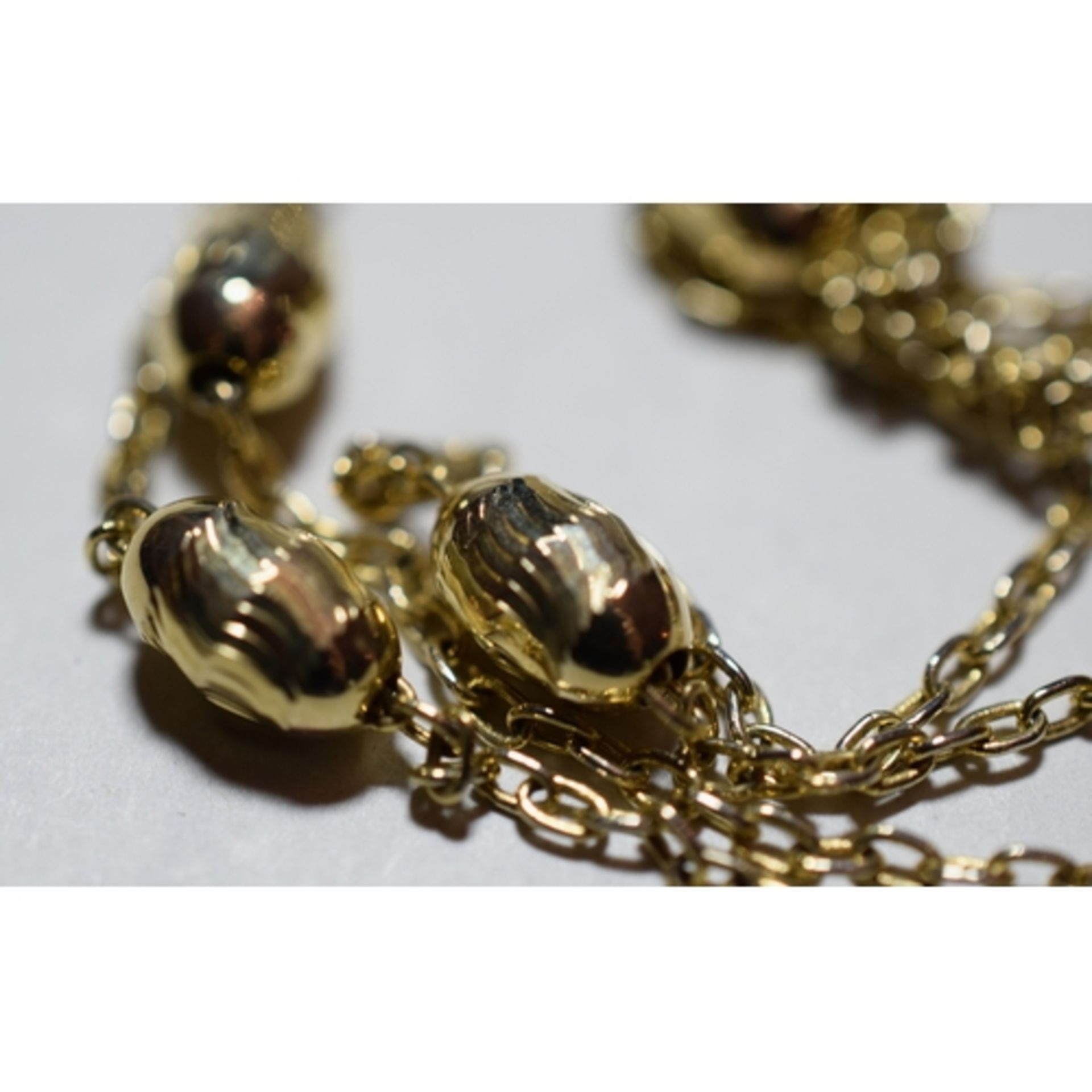 9ct Gold Necklace. - Image 2 of 2
