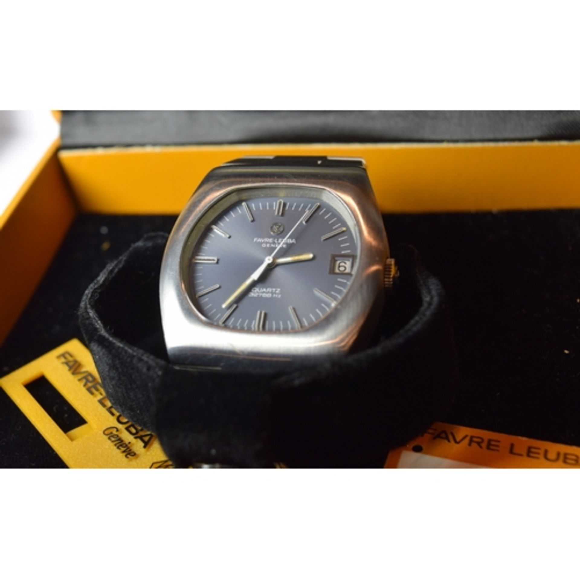 Rare Favre Leuba Quartz NOS in box and with tags and papers. - Image 3 of 6