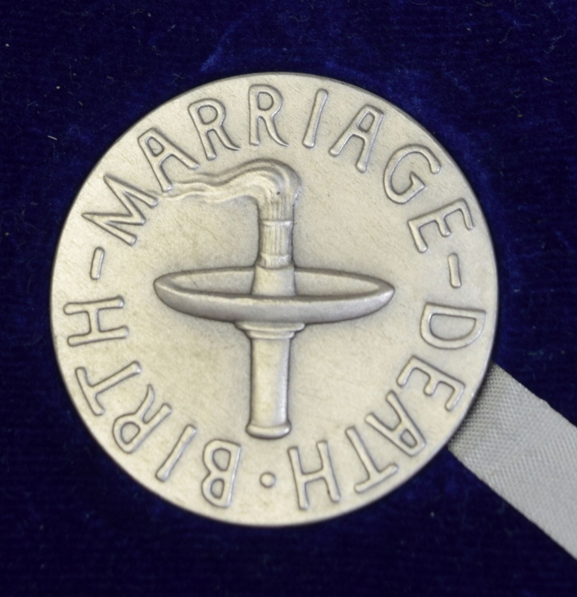 Silver Anniversary Coin 1837-1937 Births Deaths And Marriages Act - Image 3 of 4