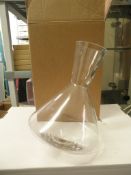 NO RESERVE: 2x Decanters with Pointed Base