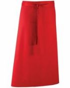 NO RESERVE: 18x Long Red Waist Aprons - All brand new in original packaging