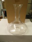 NO RESERVE : 2x Decanters with Flat Base