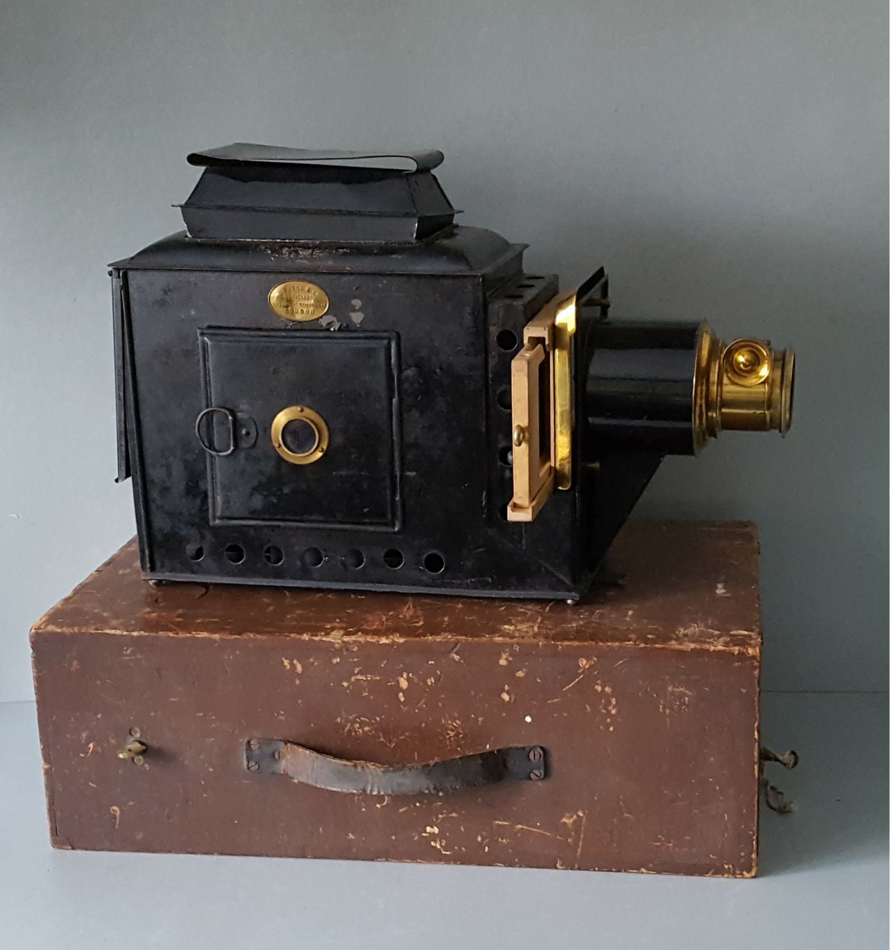 Antique Vintage Edwardian Magic Lantern Newton & Co. London with original storage box