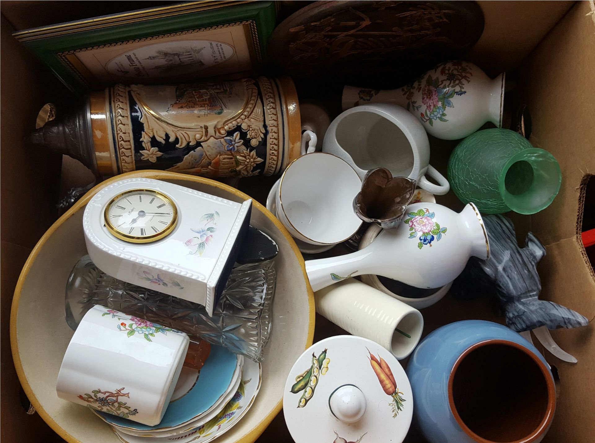 Vintage Retro 2 Boxes of Assorted China Includes Aynsley Steins & Hand Painted Items NO RESERVE - Image 2 of 2