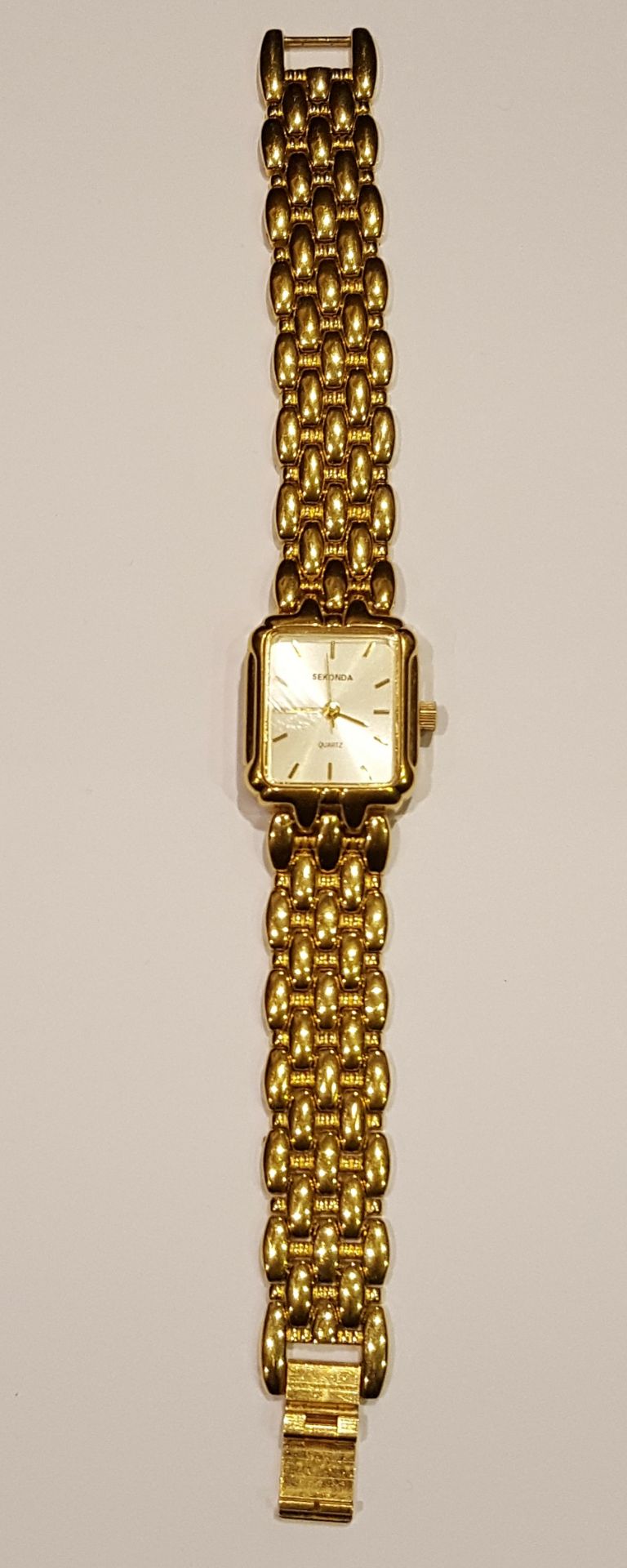 Vintage Sekonda Wrist Watch & Poppy Pendant - Image 3 of 4