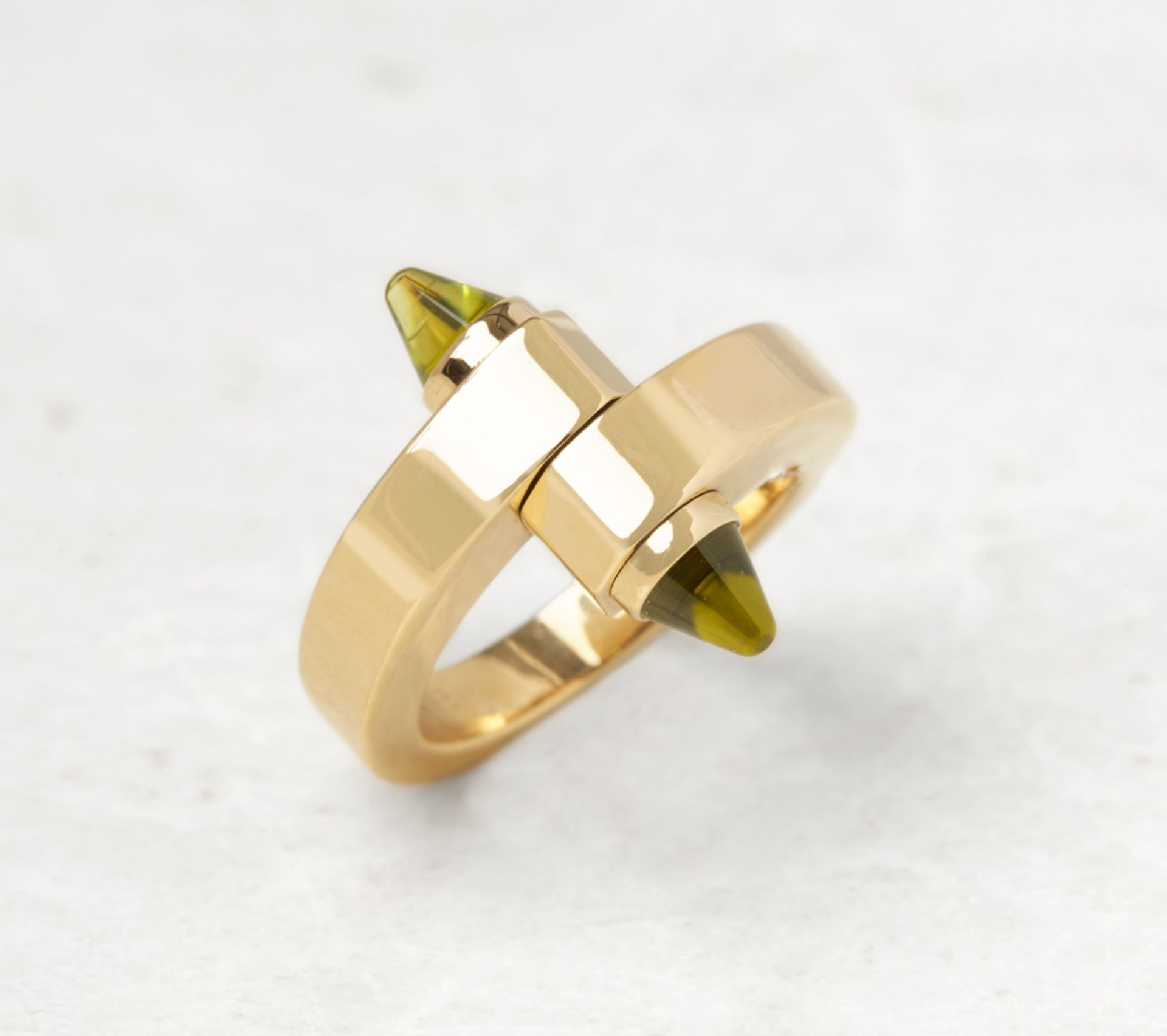 Cartier 18k Yellow Gold Peridot Menotte Ring