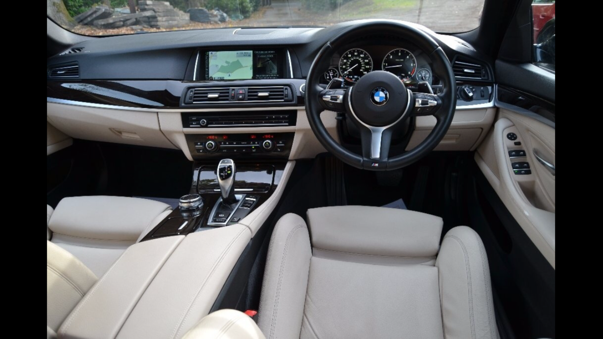 BMW 5 Series 3.0 530d M Sport Touring Auto 5dr - Image 7 of 27