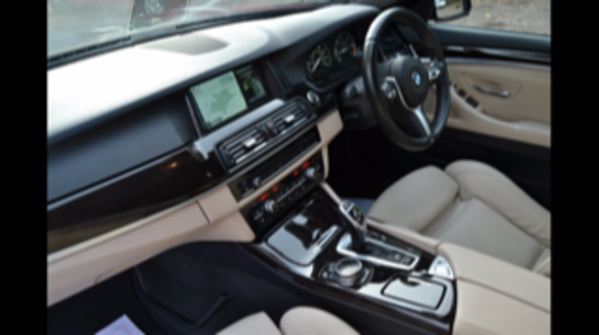 BMW 5 Series 3.0 530d M Sport Touring Auto 5dr - Image 11 of 27