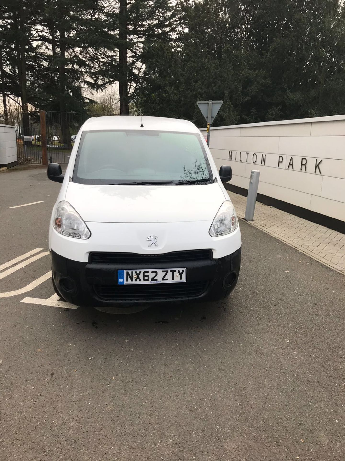 Peugeot Partner Van - Image 2 of 6