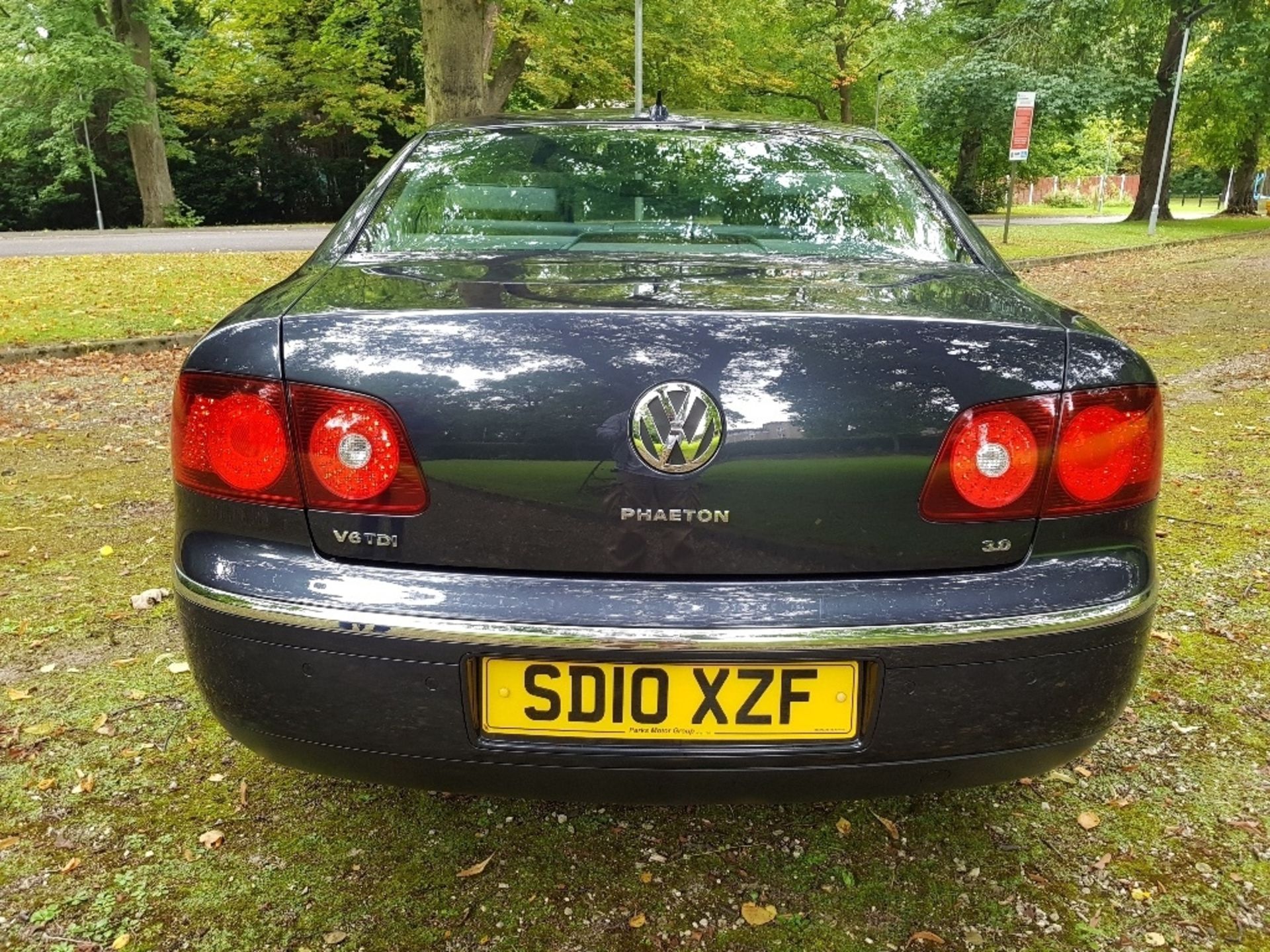 VW Phaeton 3.0 Tdi Quattro - Image 6 of 17