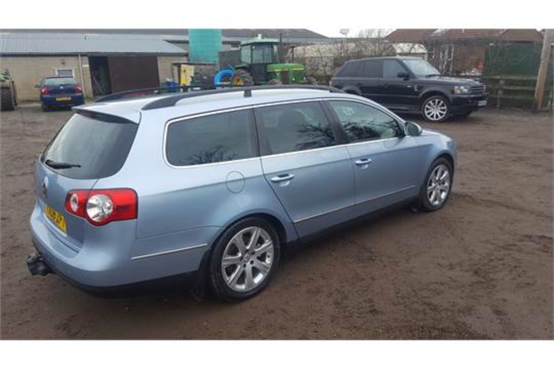 VW Passat Sport TDI Estate - Image 4 of 12