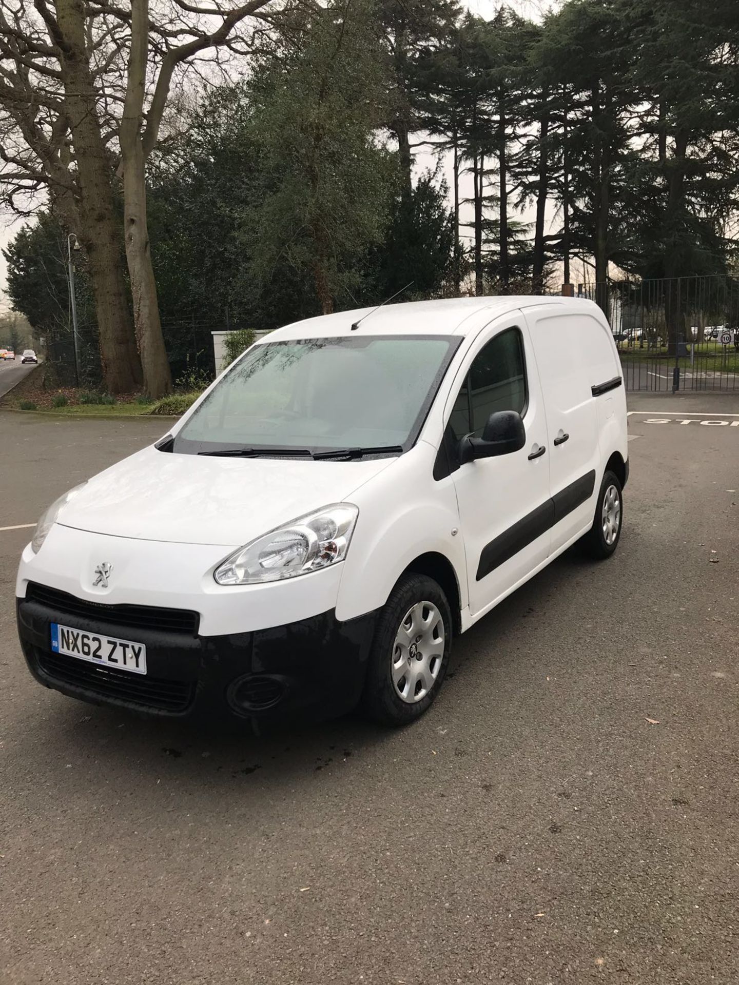Peugeot Partner Van - Image 3 of 6