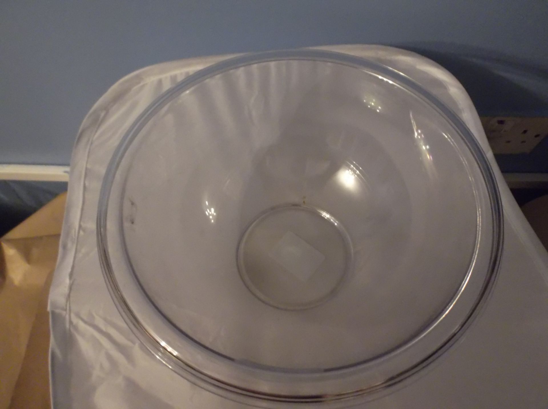 1 Bxs Of 4 Guzzini 22Cm Salad Bowl Clear - Image 4 of 5