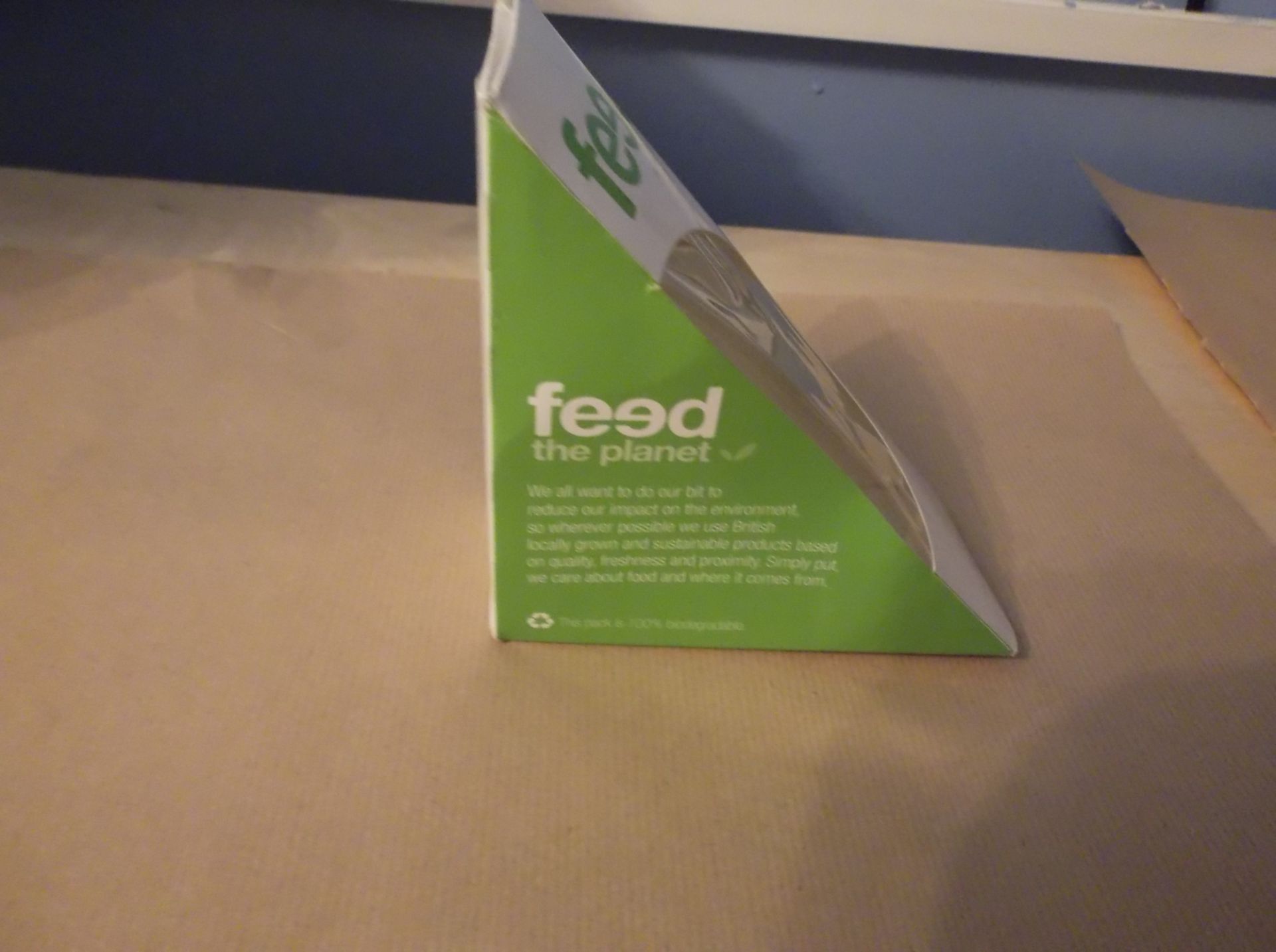 1 Bx Of 500 Eco Frendly Cardboard Sandwich Wedge - Image 4 of 6