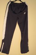 BOY'S NIKE DARK NAVY TRACKSUIT PANTS AGE 13/15 158-170CM