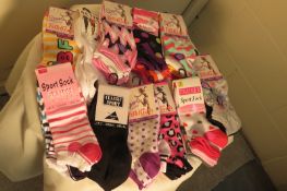 11 PAIRS OF LADIES HIGH IMPACT SPORTS SOCKS