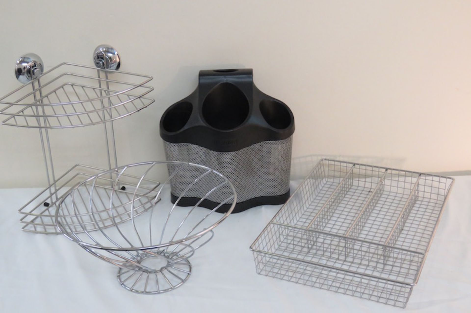 4 X ITEMS: POLDER HAIRDRYER HOLDER IN BLACK, SHOWER BASKET, CUTLERY TRAY AND FRUIT BOWL