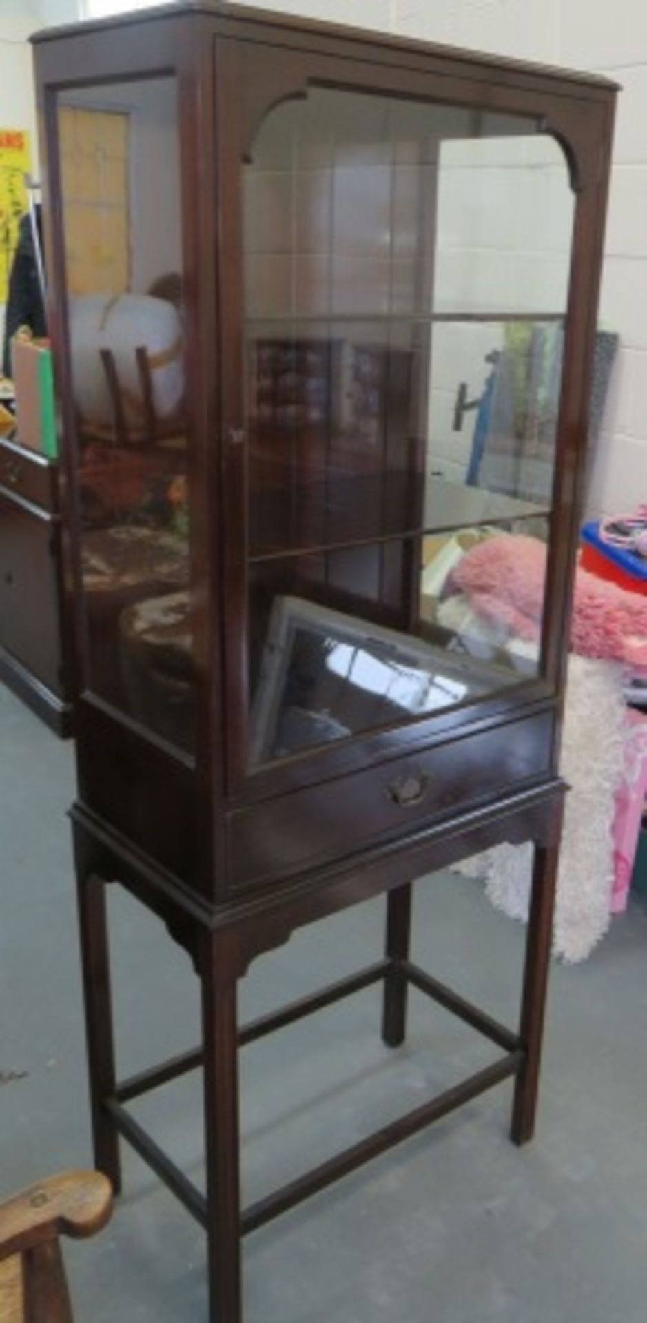 Edwardian Mahogany Display Cabinet With Drawer - Image 2 of 4