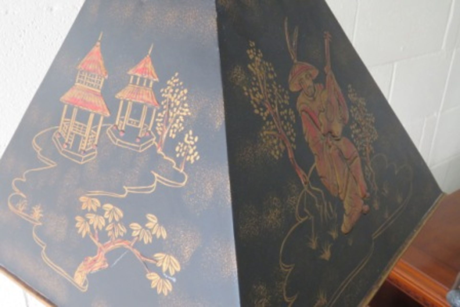 Exquisite Oriental Inlaid Lamp With Decorative Tin Shade - Image 2 of 2