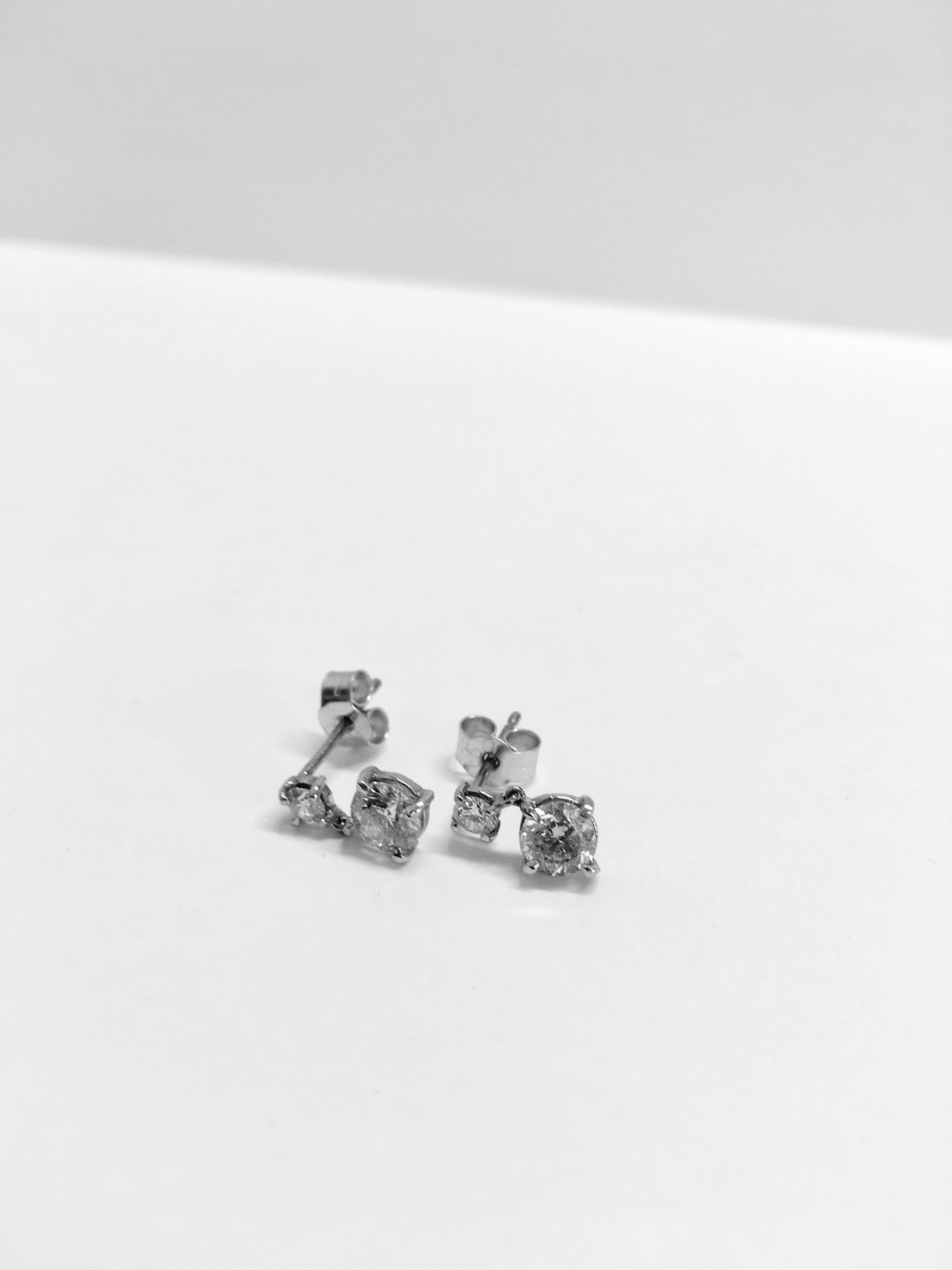 1.00ct drop earrings ,two 0.40ct i1 i colour ,2x0.10ct i1 i colour .18ct white 2.1gms,Appraisal - Image 3 of 6