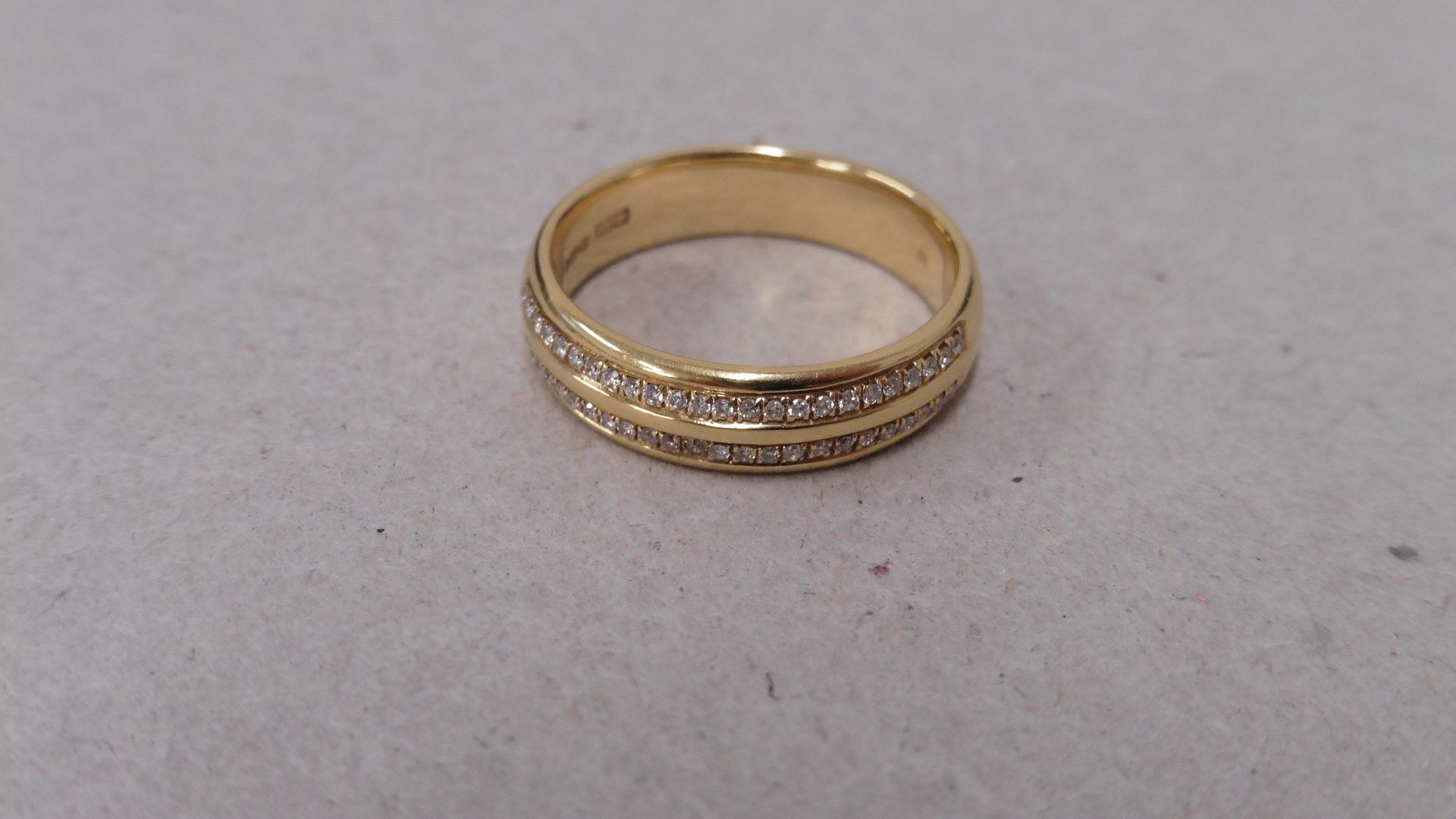 18ct yellow gold diamond set band ring. 2 rows of micro set diamonds, H/I colour and si3 clarity - Image 2 of 4