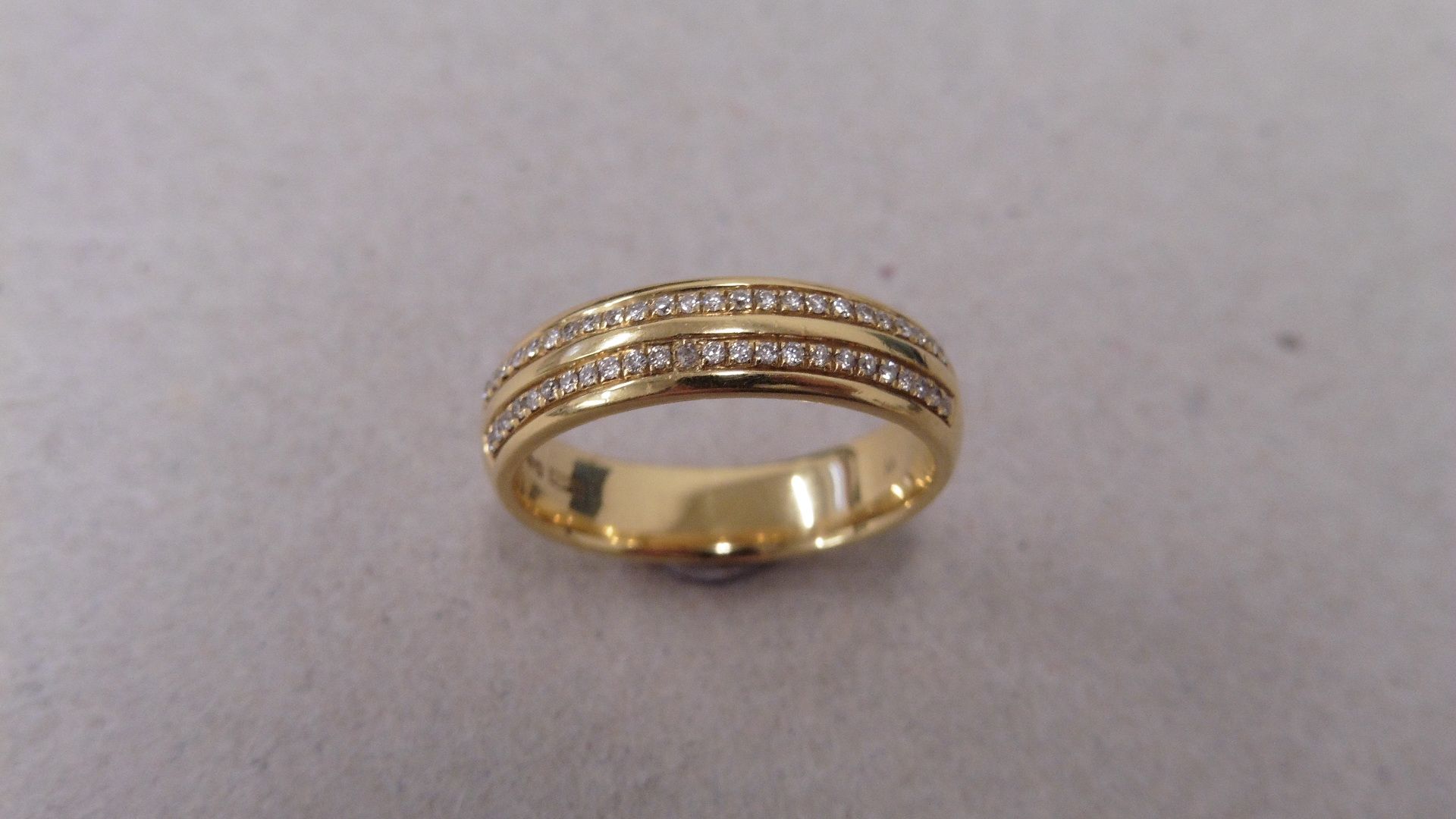 18ct yellow gold diamond set band ring. 2 rows of micro set diamonds, H/I colour and si3 clarity - Image 3 of 4