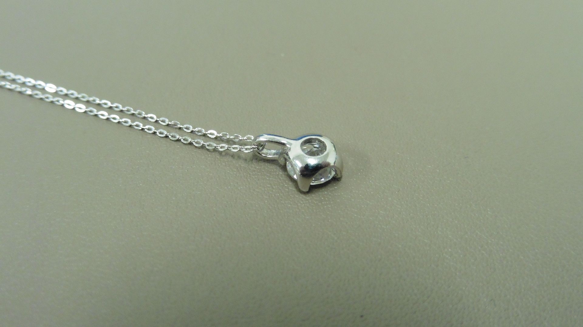 1.00ct diamond solitaire style pendant. Brilliant cut diamond, I colour and si3 clarity. Set in a - Image 2 of 2