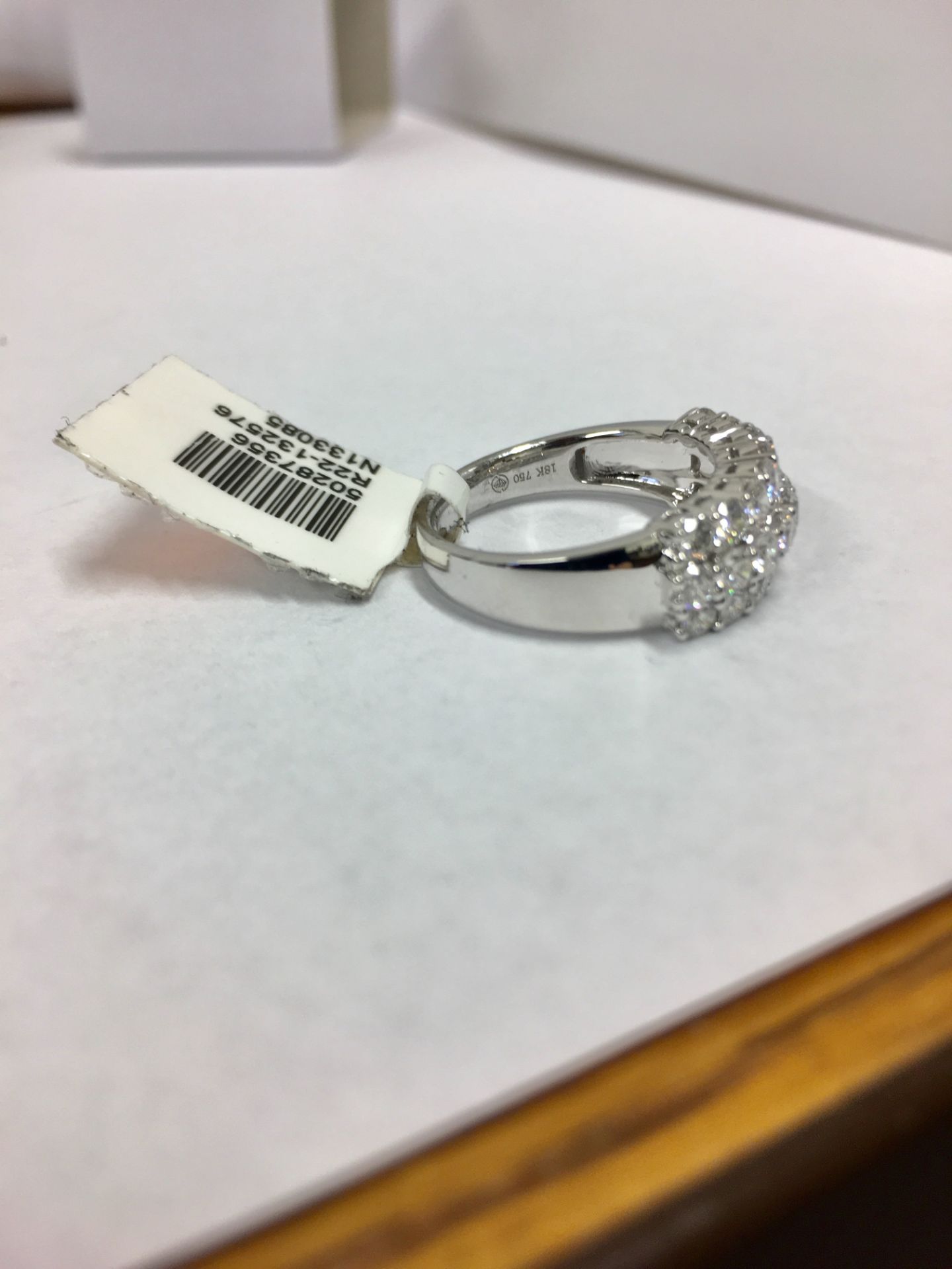 1.79ct diamond three row dress ring,25 round diamonds 1.79ct h colour si grade,5.48gms 18ct white - Image 2 of 4