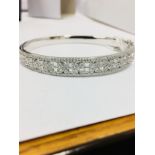 3.46ct diamond bangles 18ct white gold,160 round brilliant cut diamonds,2.94ct,20 taper diamonds 0.