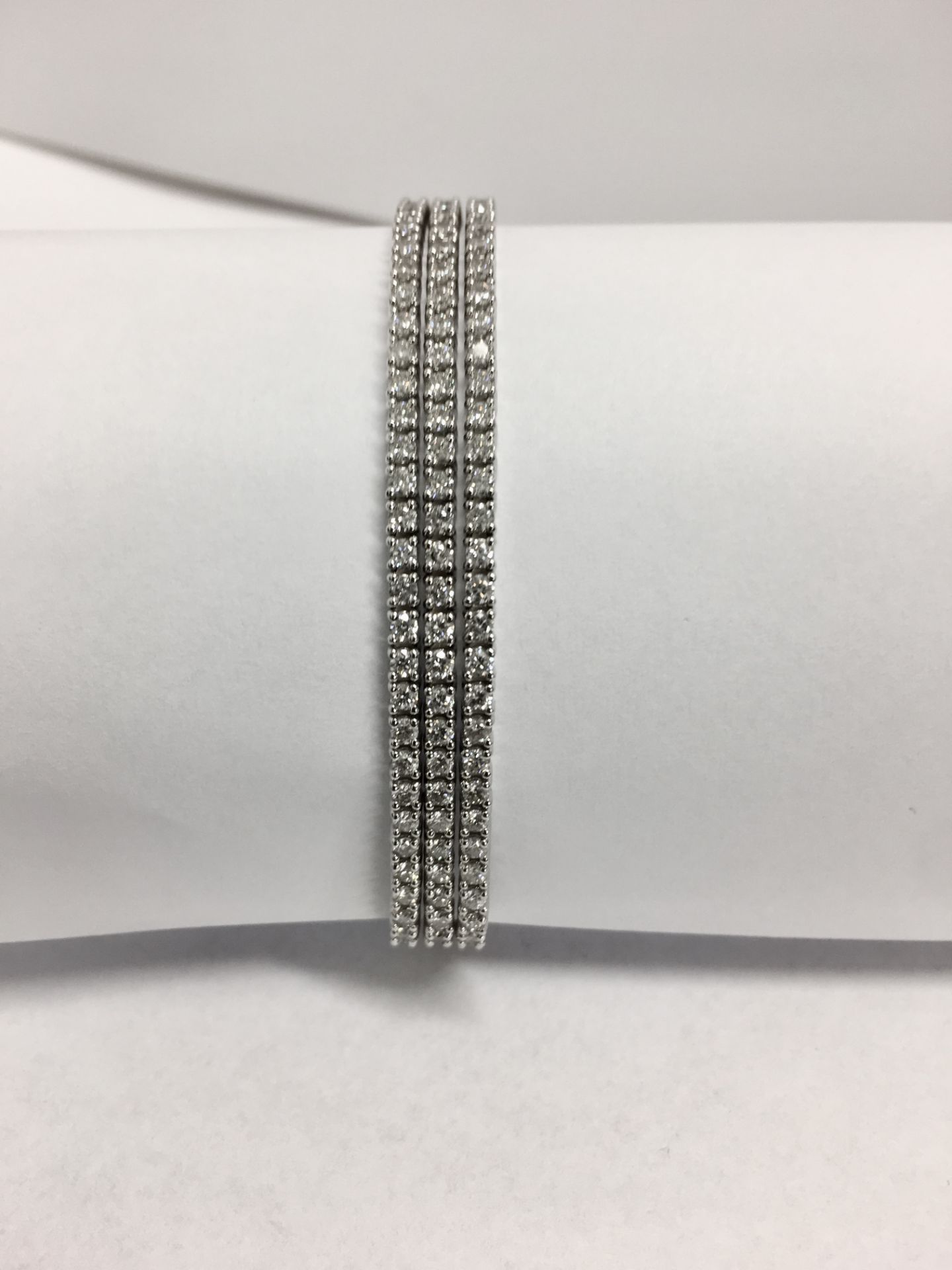 6.50ct diamond three row bracelet ,6.5-ct round brilliant cut diamonds h colour si grade,20gms - Image 2 of 4