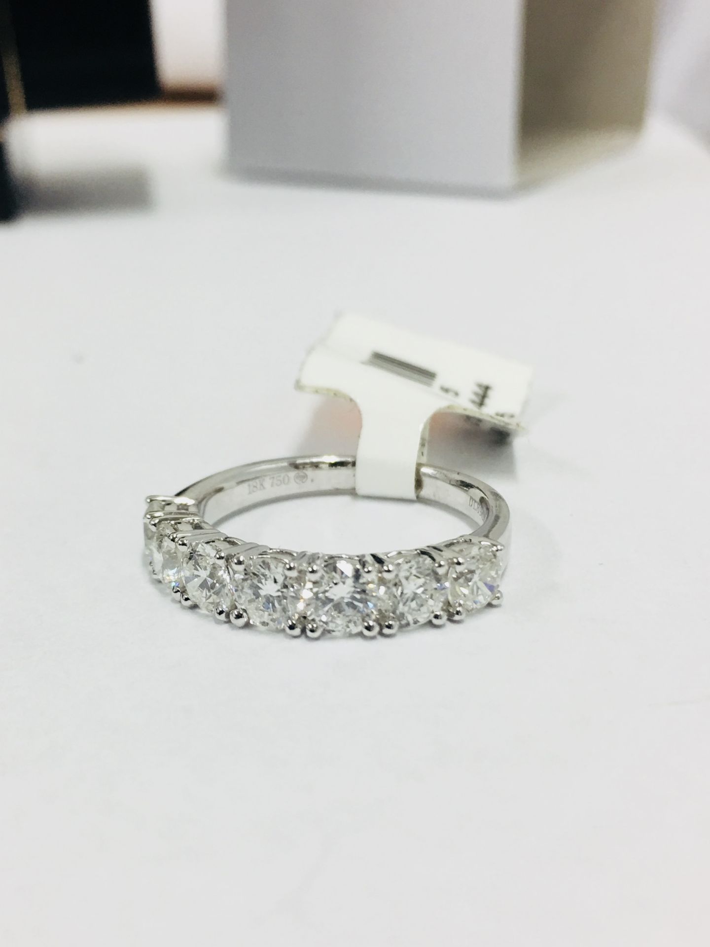 2.35ct diamond five stone ring,7x 0.30ct i colour si2 grade diamonds good cut,3.5gms 18ct white gold - Image 2 of 4