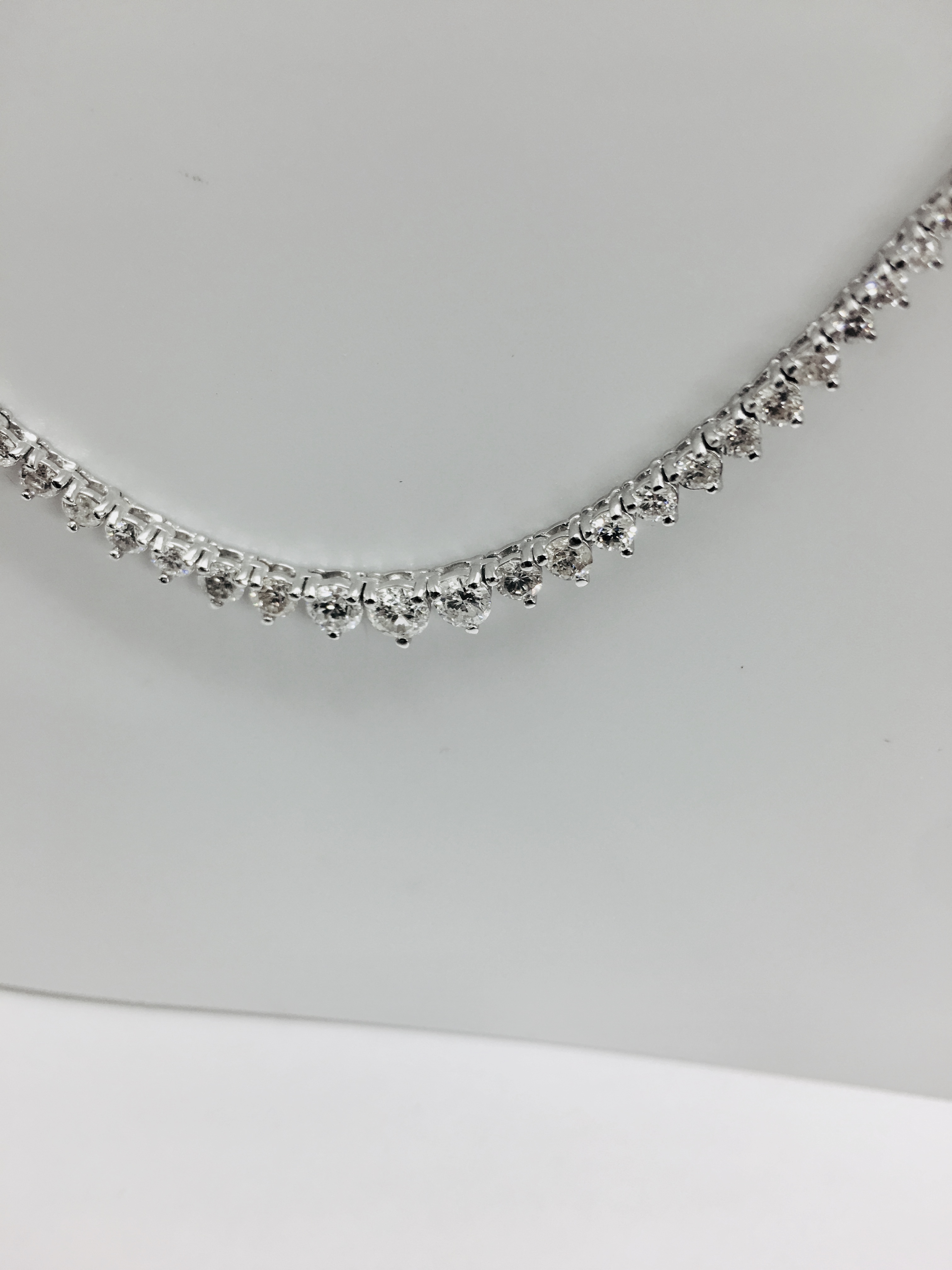 6.75ct diamond necklace ,168 diamonds h colour si grade set in 18ct white gold ,13.4gms ,17Ó uk - Image 3 of 8