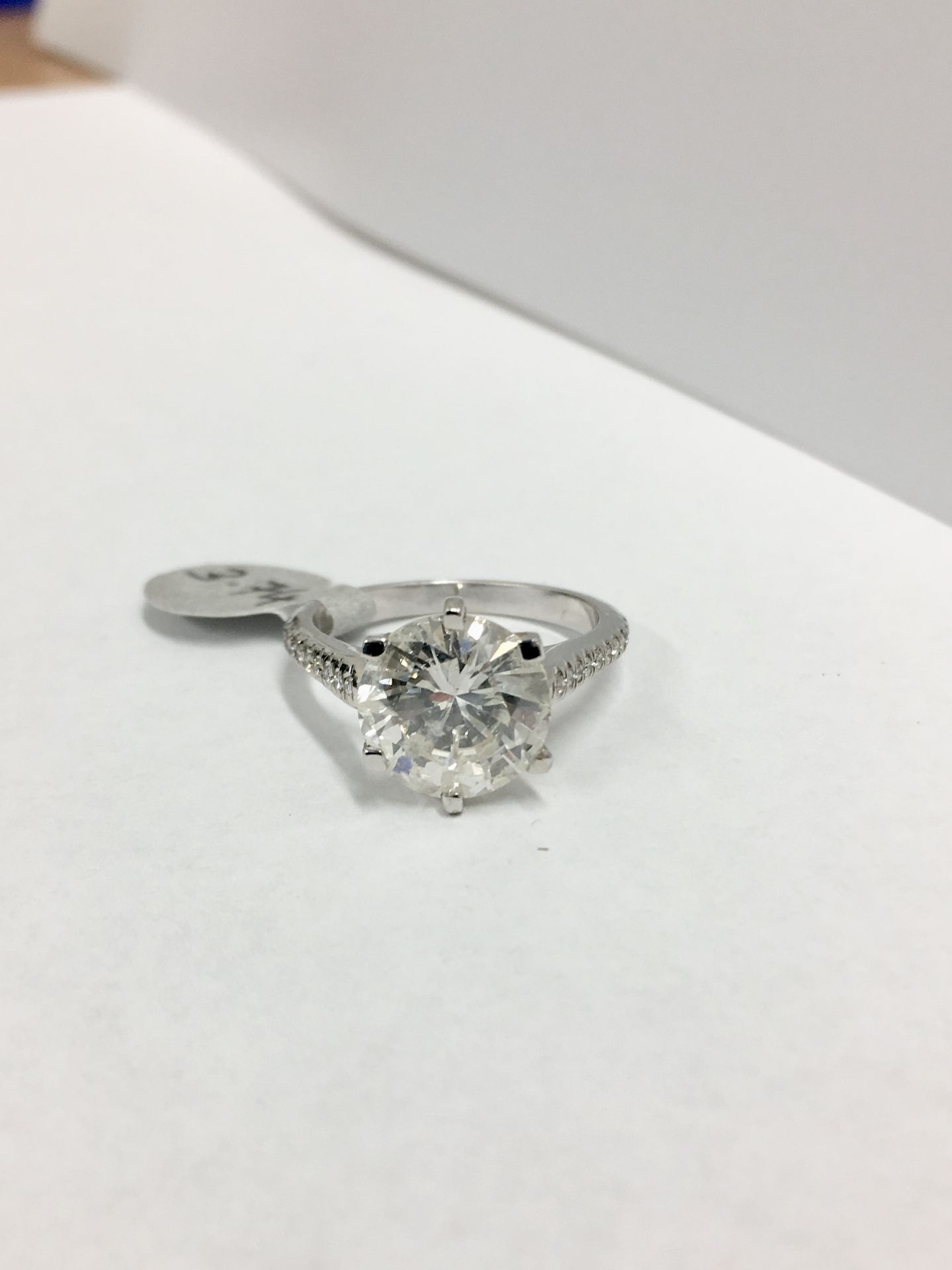 3.74ct brilliant cut diamond H colour si3 clarity,20x0.01ct diamond set in18ct white gold